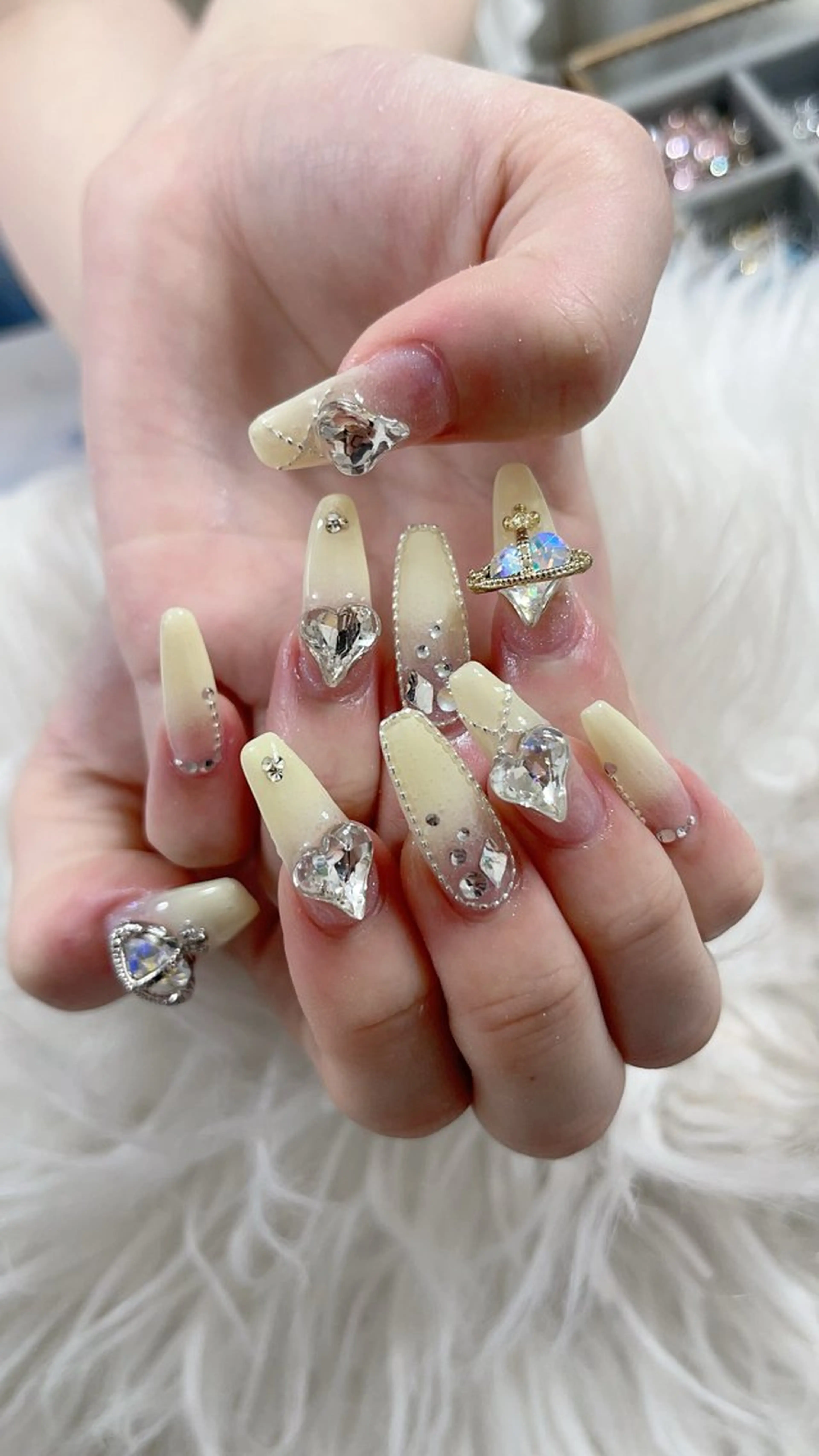 ネイル ハンドネイル 菲菲ネイルサロン所属・FF フィフィネイルサロンのネイルデザイン