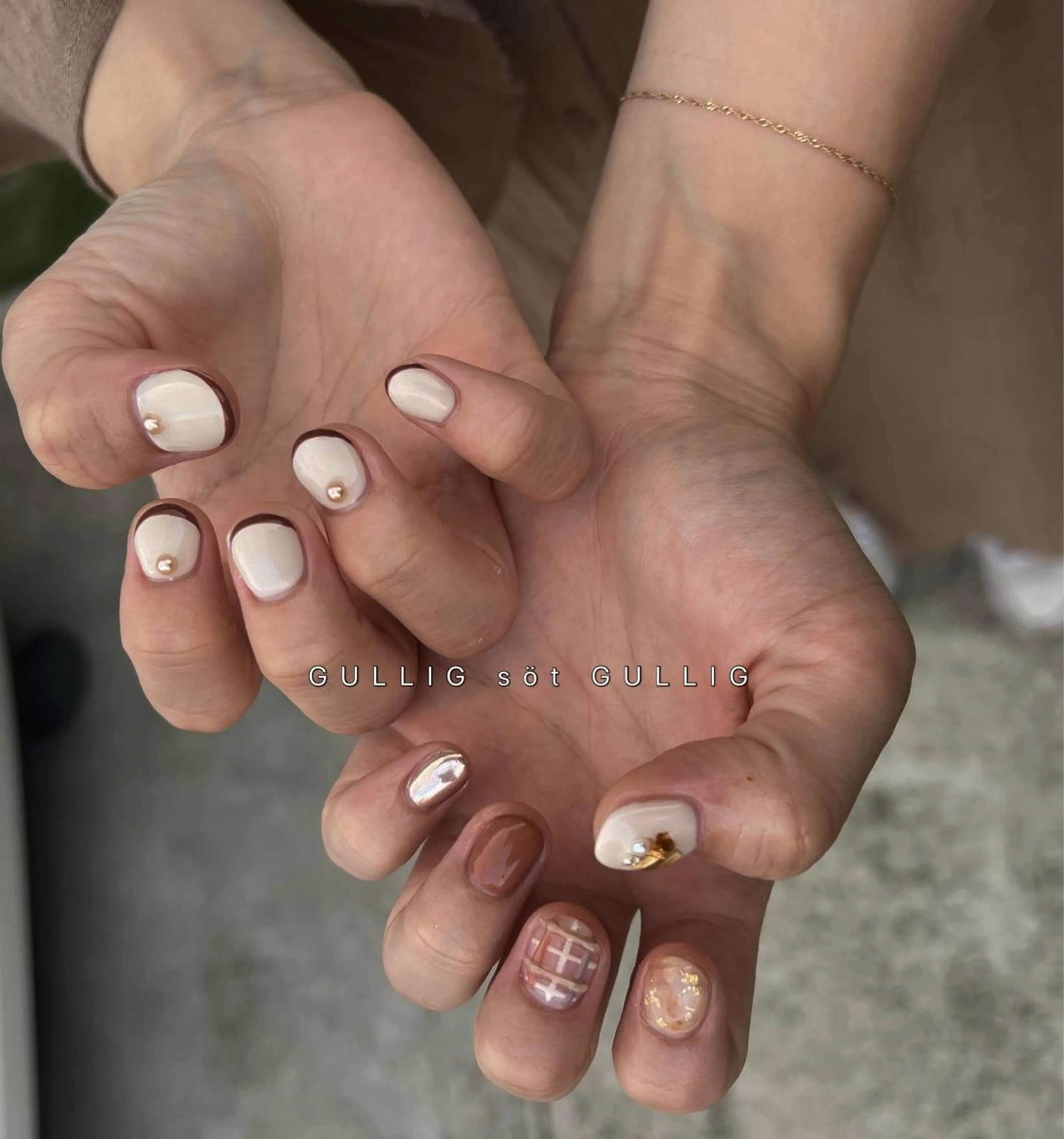 ネイル ハンドネイル フットネイル GULLIG söt GULLIGのネイルデザイン
