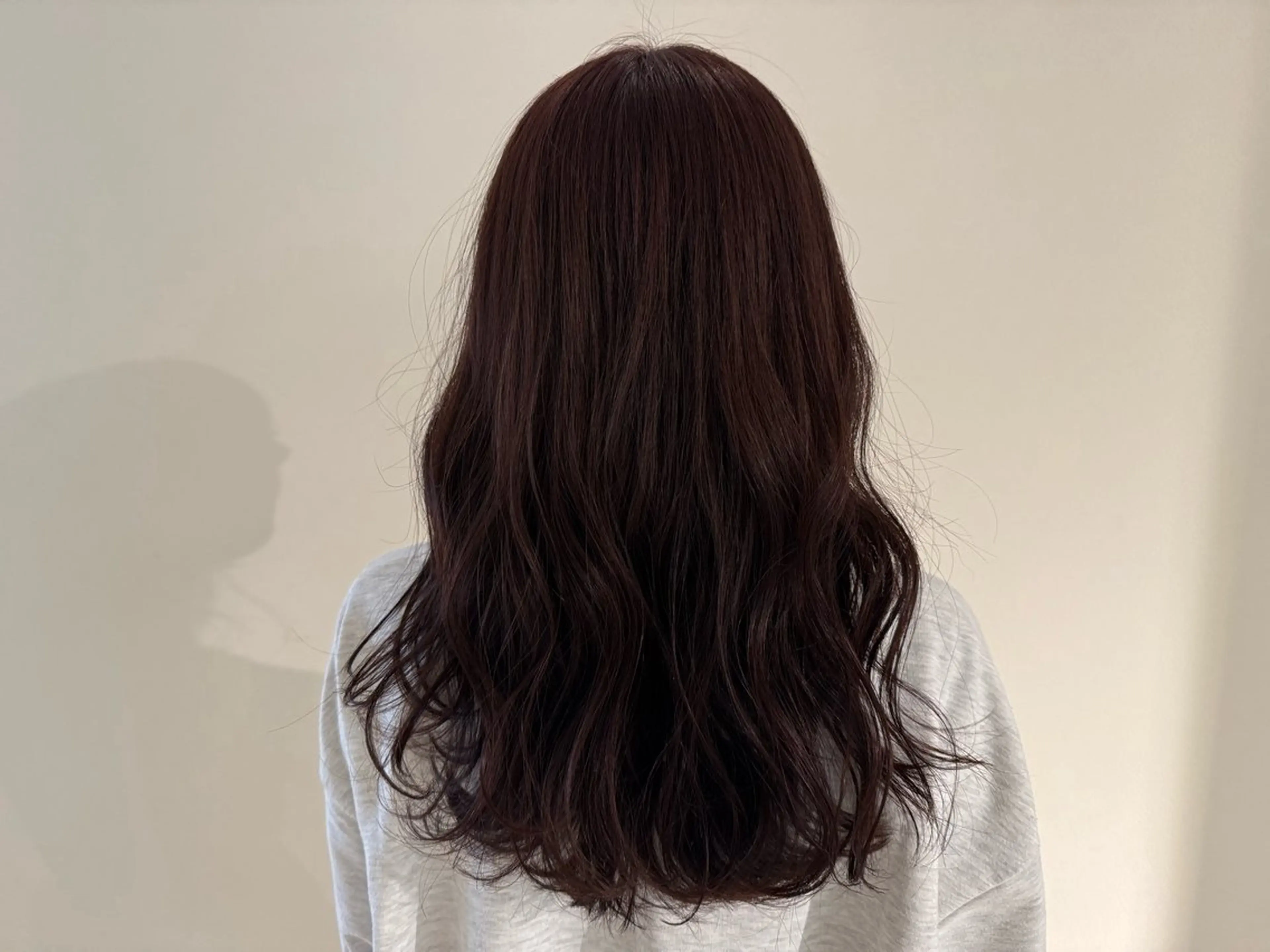 セミロング カット ヘアカラー トリートメント AVANCE emiのヘアスタイル