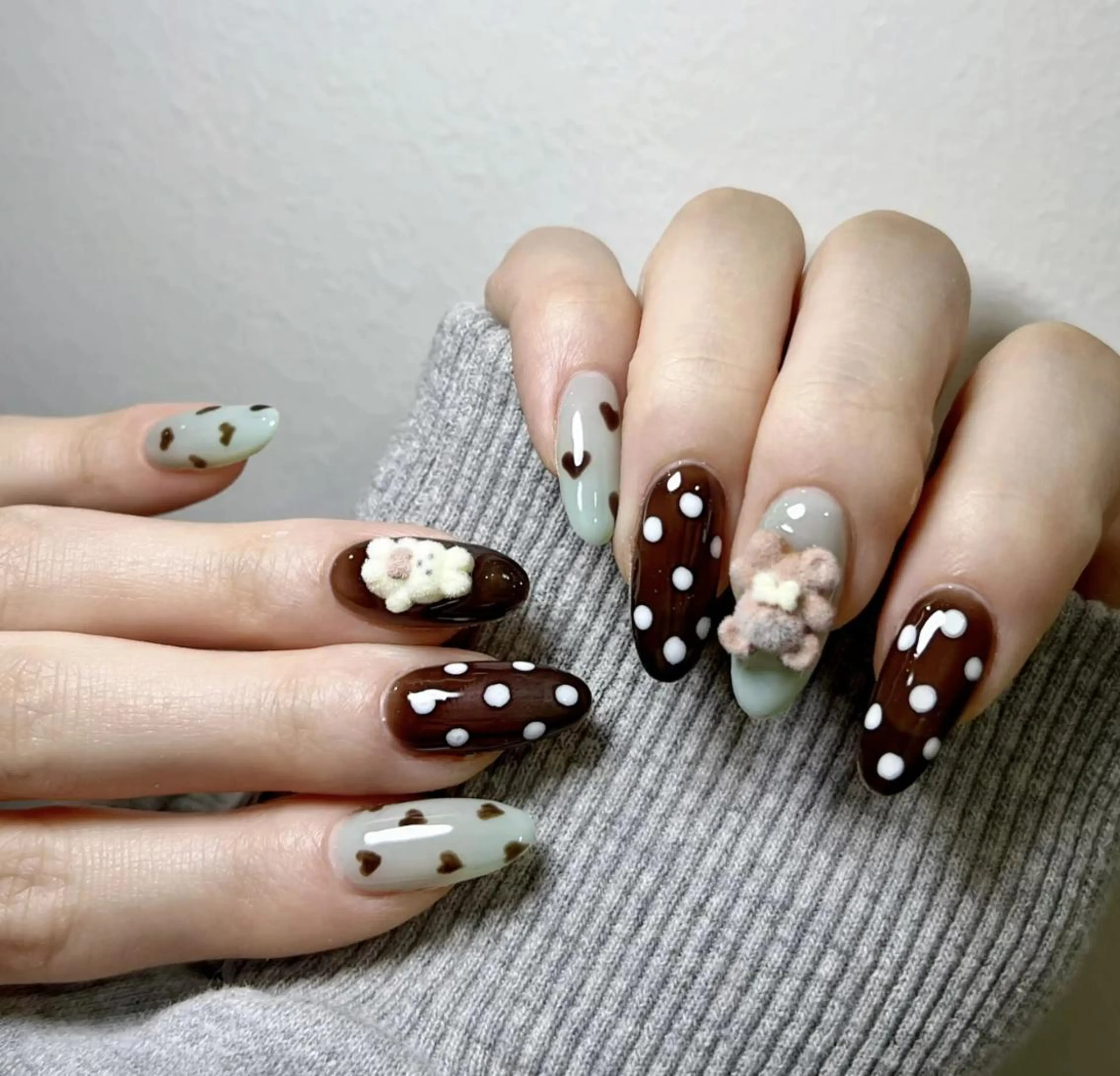 ネイル ハンドネイル 🎀 Ayaka_nailのネイルデザイン