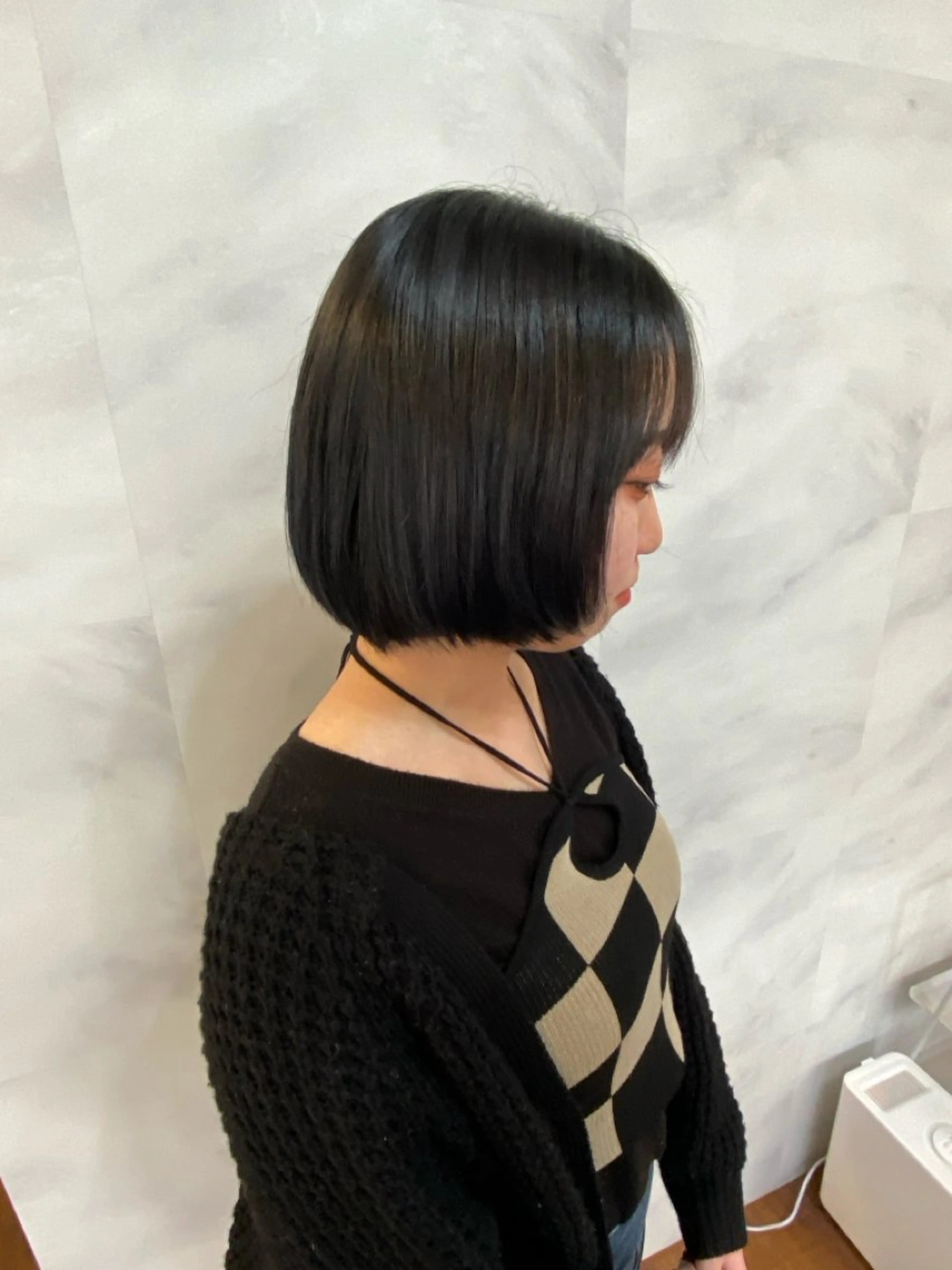 ショート カラー 宮﨑 まりあのヘアスタイル