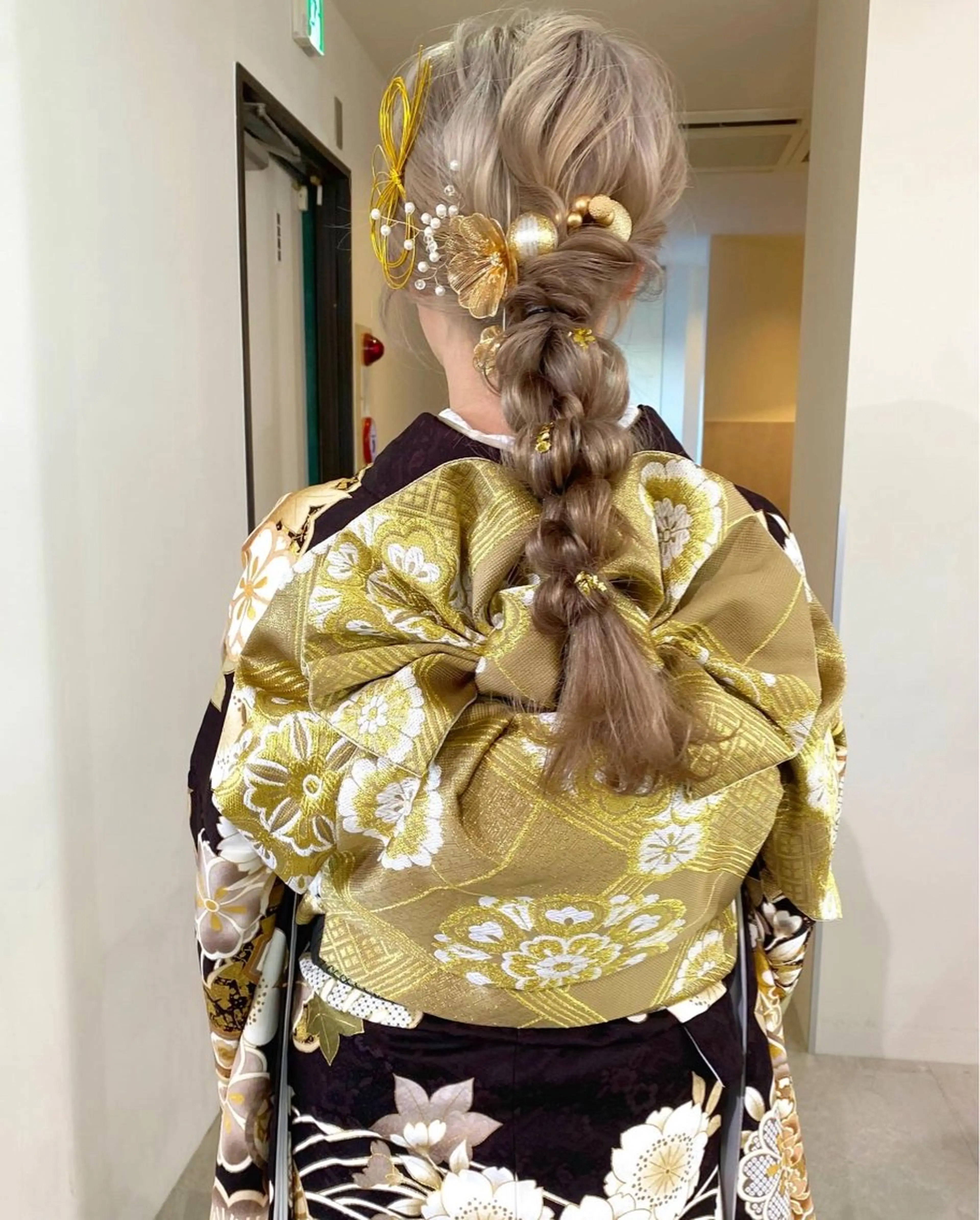 ヘアアレンジ 卒業式のヘアスタイル 着付け mizuki/ピンク ベージュ.レイヤーのヘアスタイル