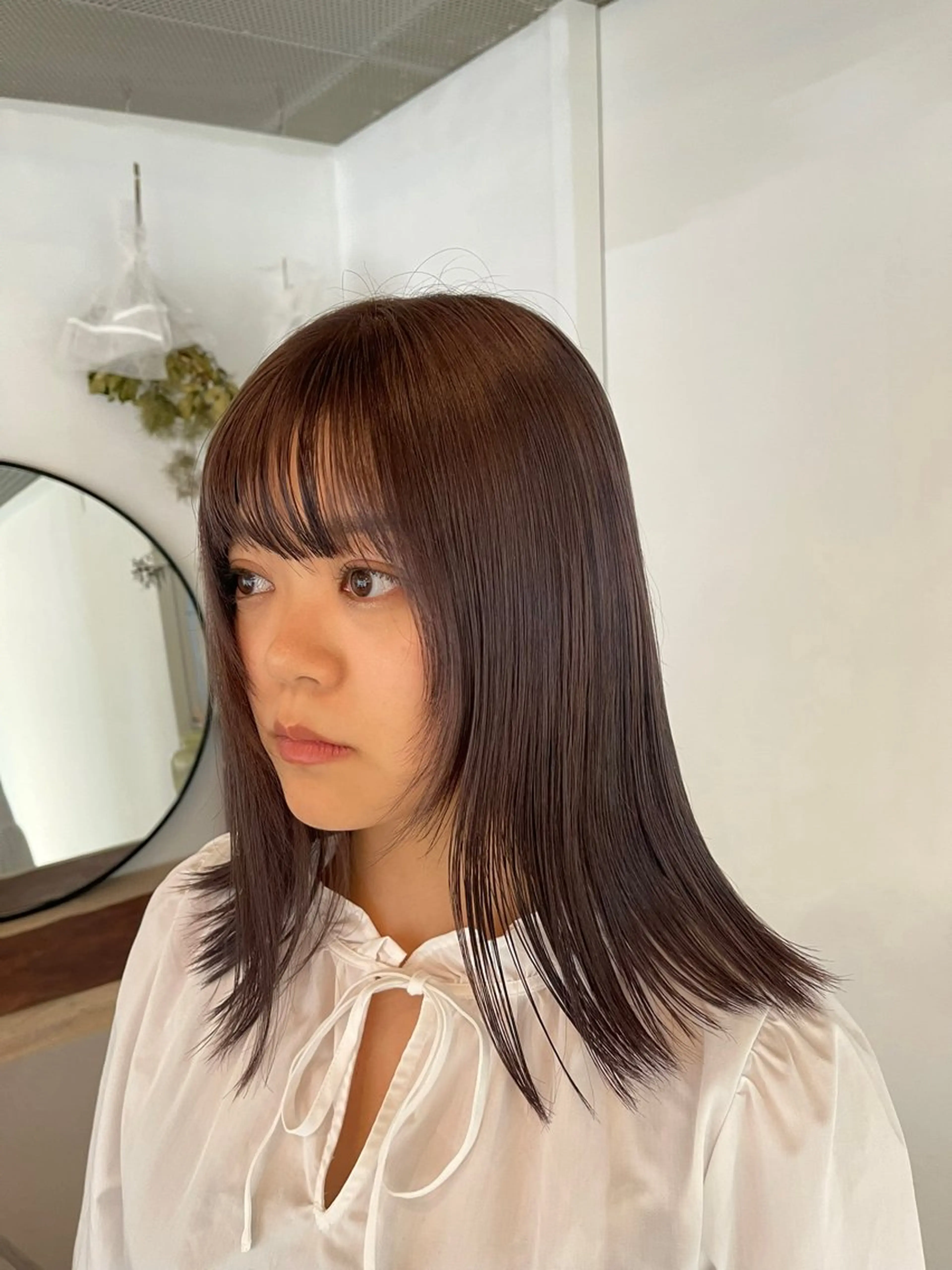 ミディアム カラー グレージュ ラベンダーカラー ヘアカラー ボブ/レイヤー /河内温太のヘアスタイル