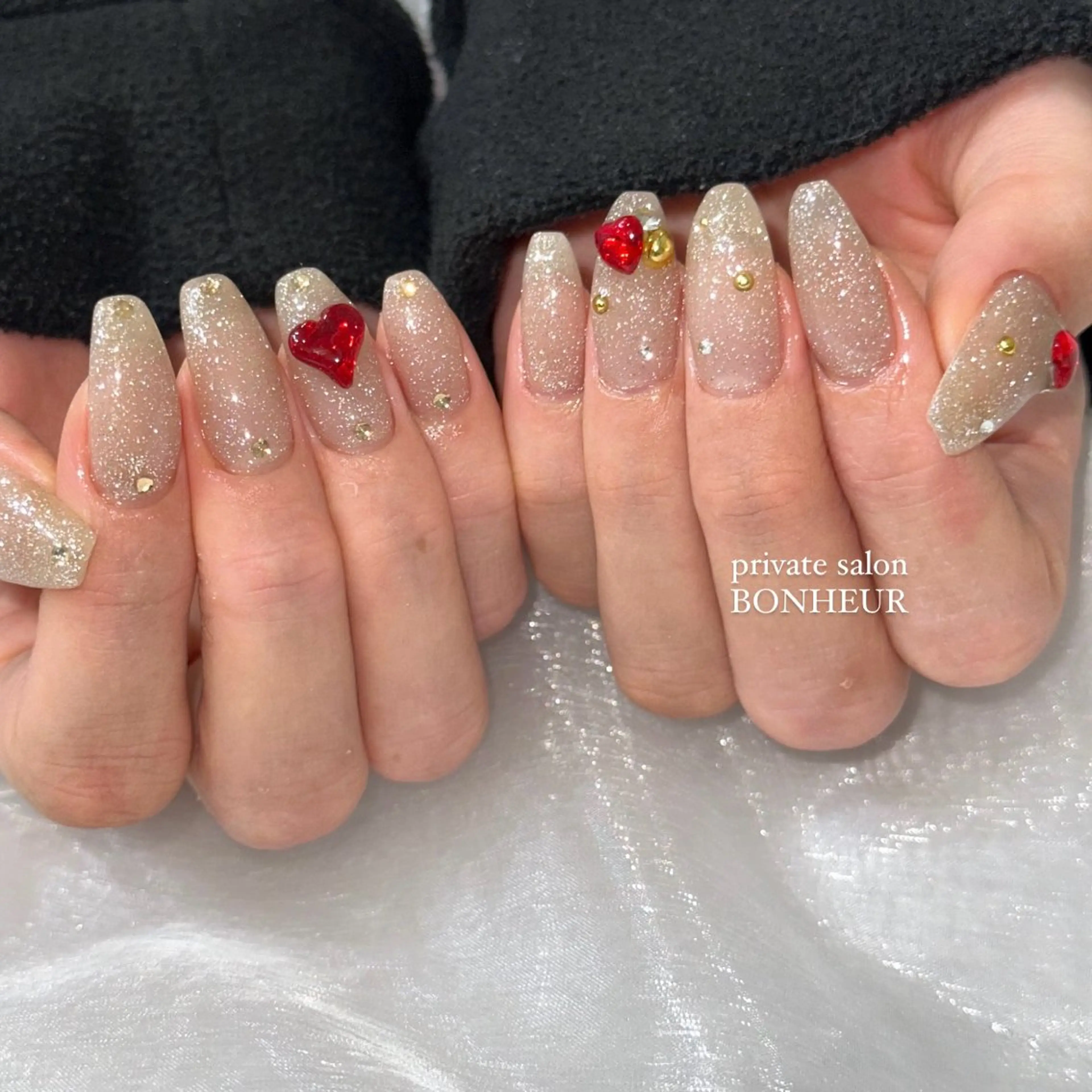 ネイル ハンドネイル BONHEUR Annaのネイルデザイン