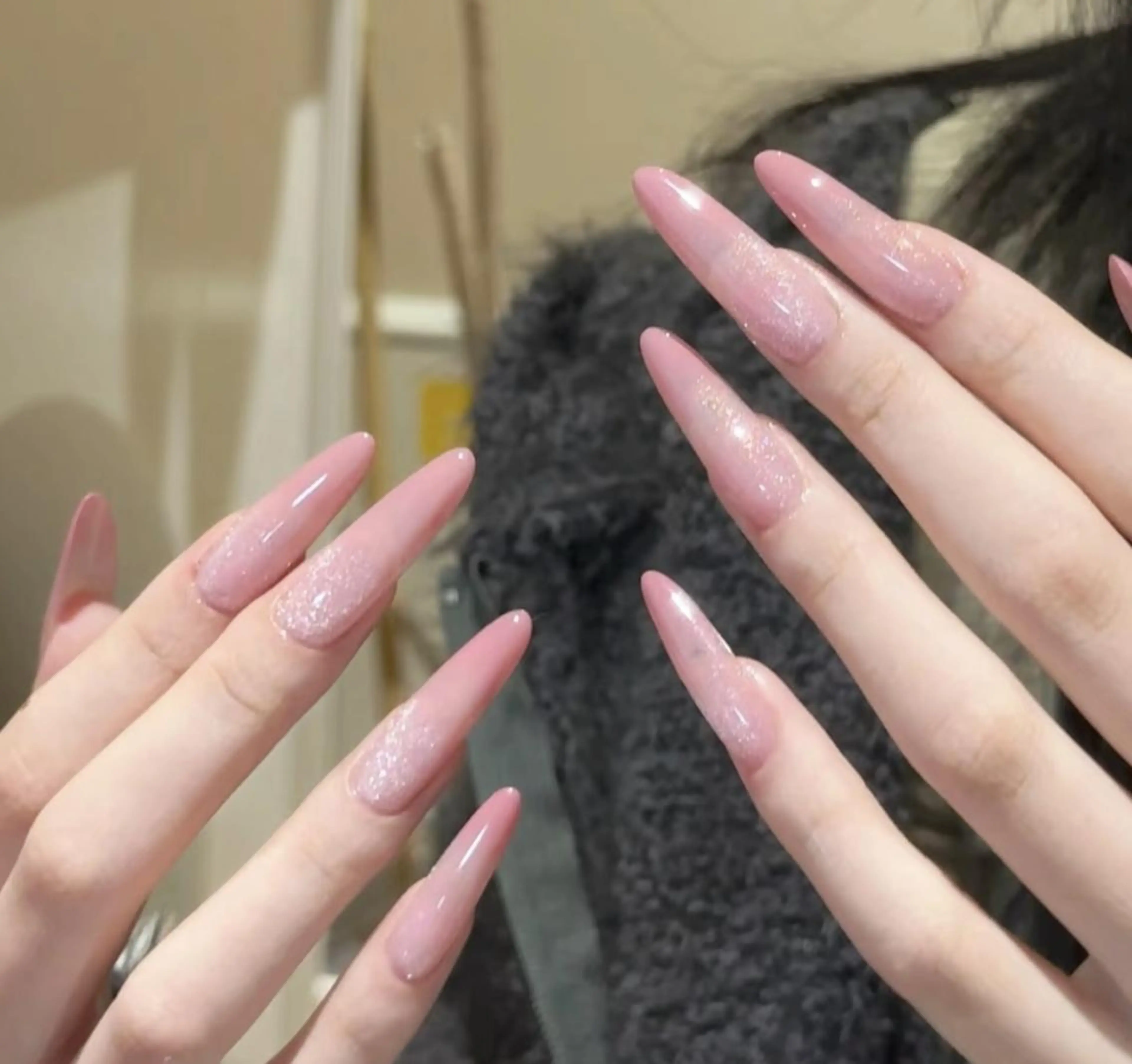 ネイル ハンドネイル エ リのネイルデザイン