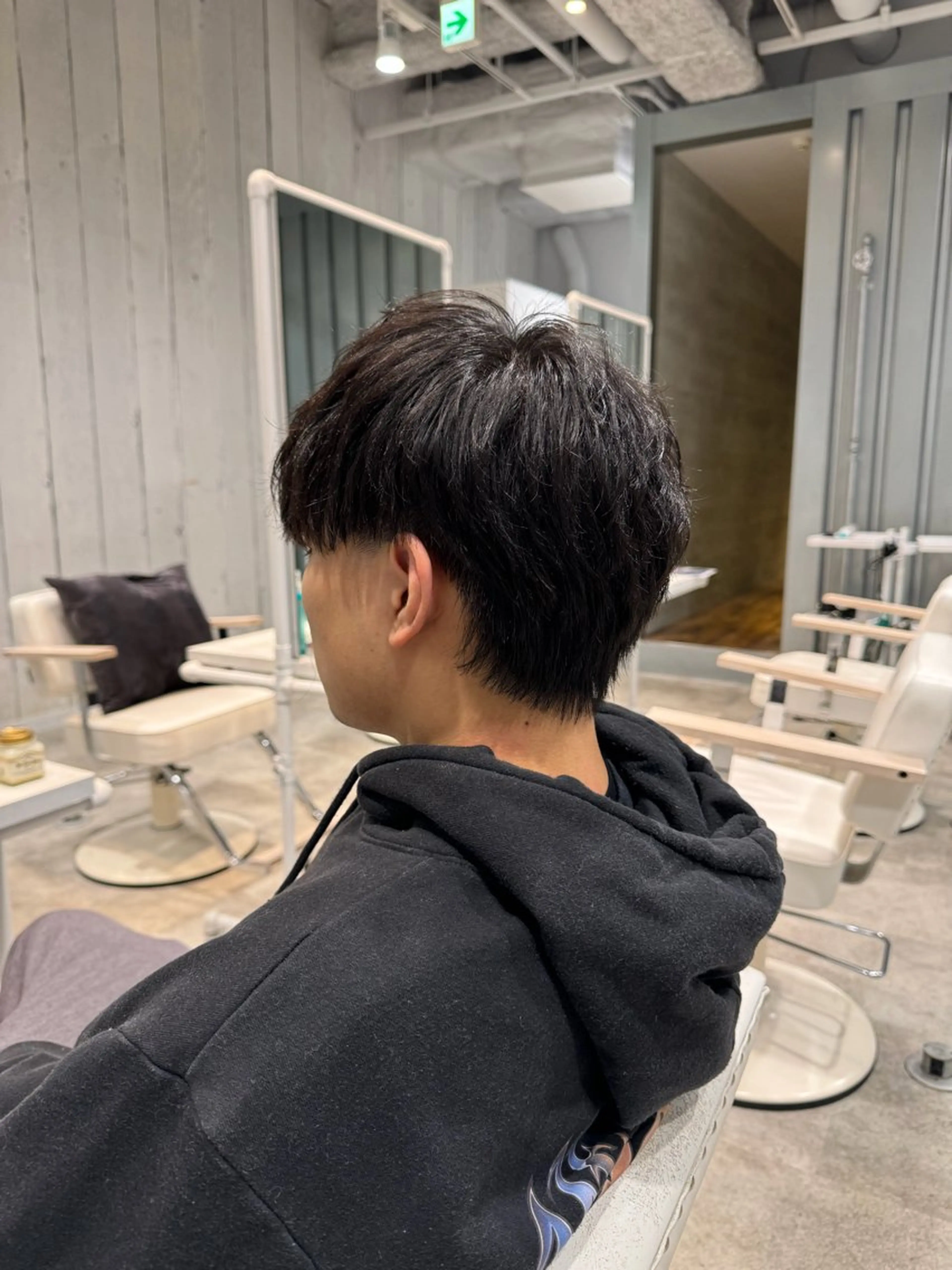 メンズ 透明感カラー✨️山内 七鐘のヘアスタイル