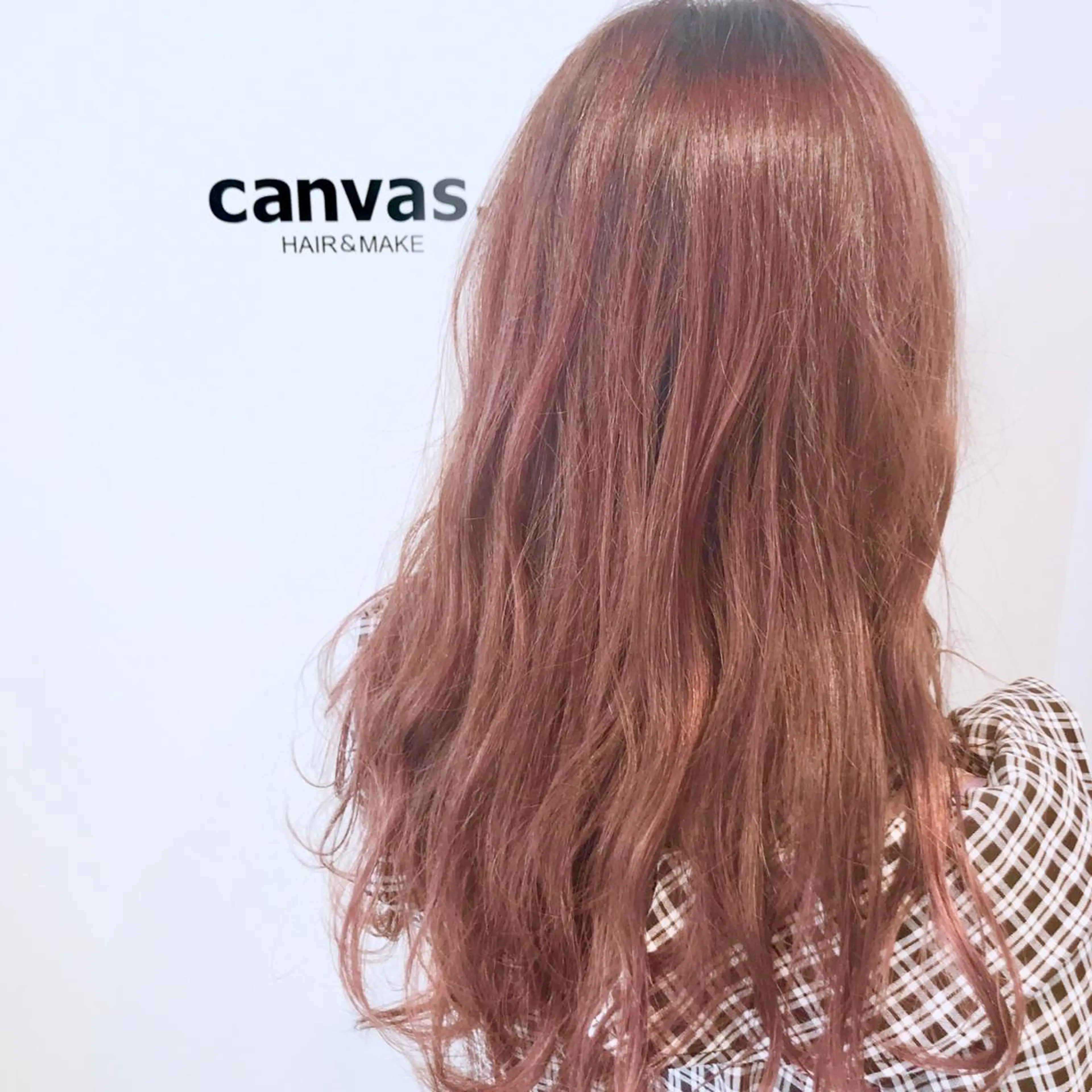 ロング カラー ピンクカラー カット ヘアカラー トリートメント ショートヘア💫 ハイトーン西田拓馬のヘアスタイル