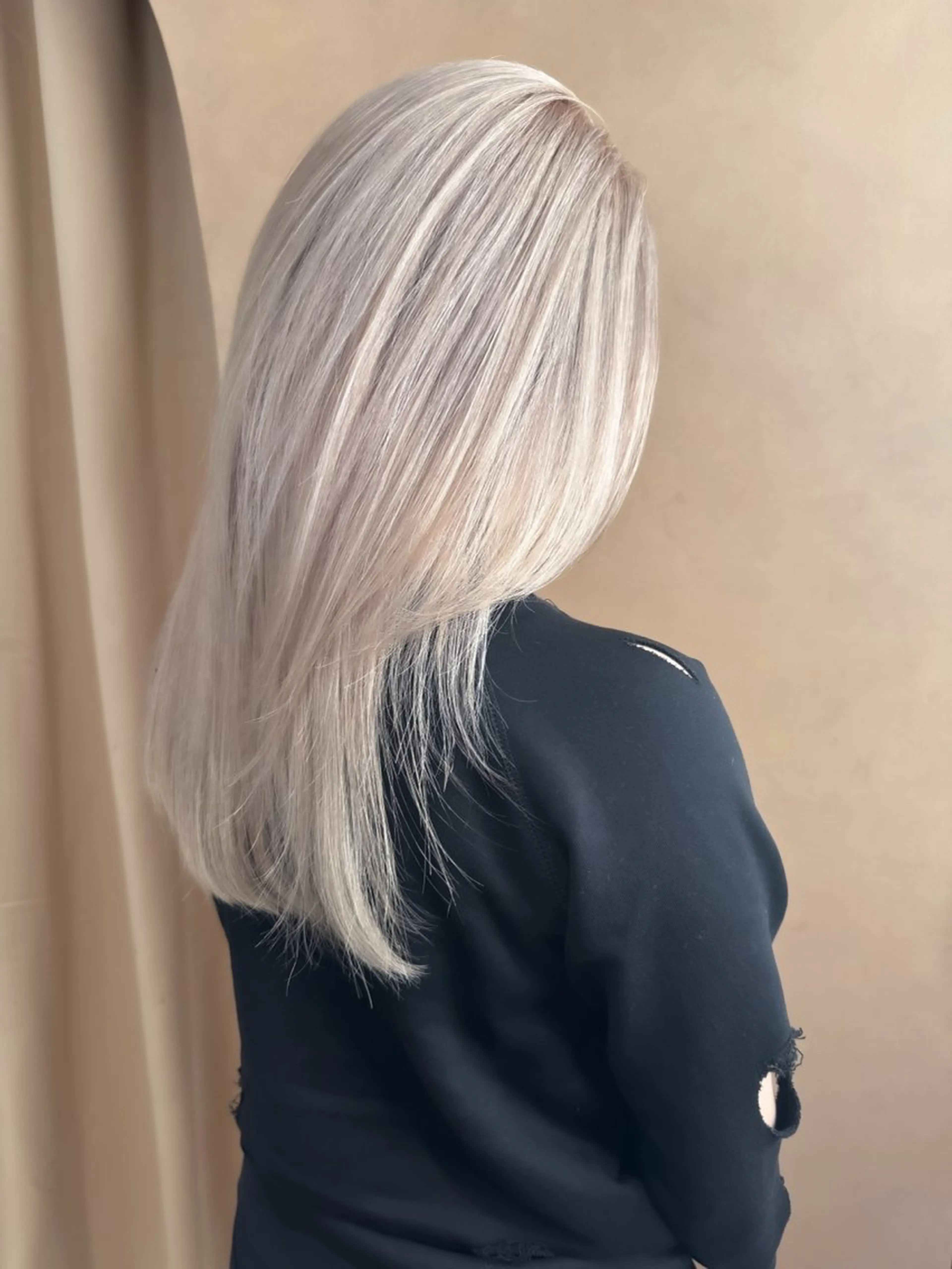 ミディアム カラー ヘアアレンジ カット ヘアカラー トリートメント ミニボブ/ブリーチ 🌈MISATOのヘアスタイル