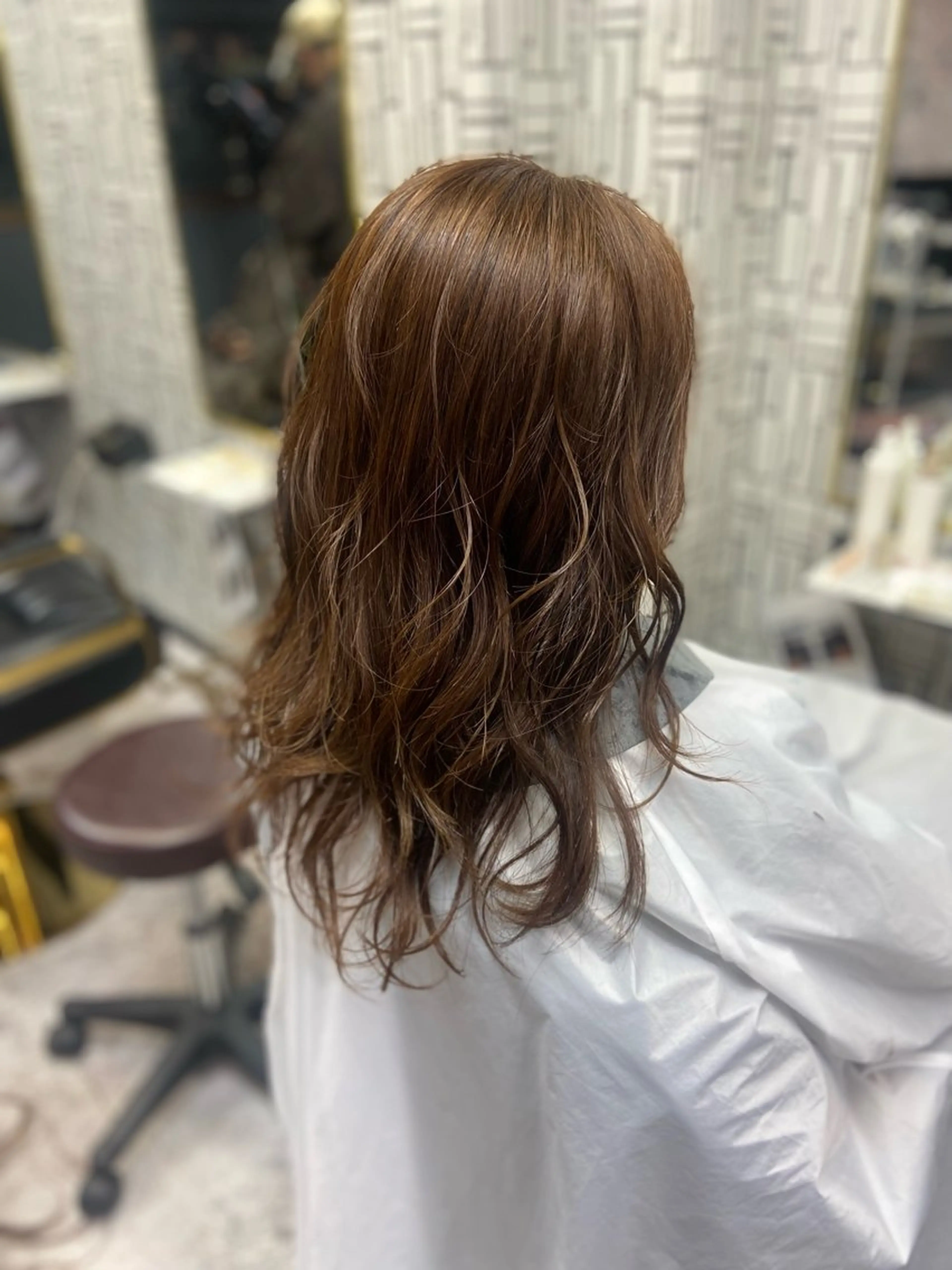 セミロング 瀧下 唯のヘアスタイル