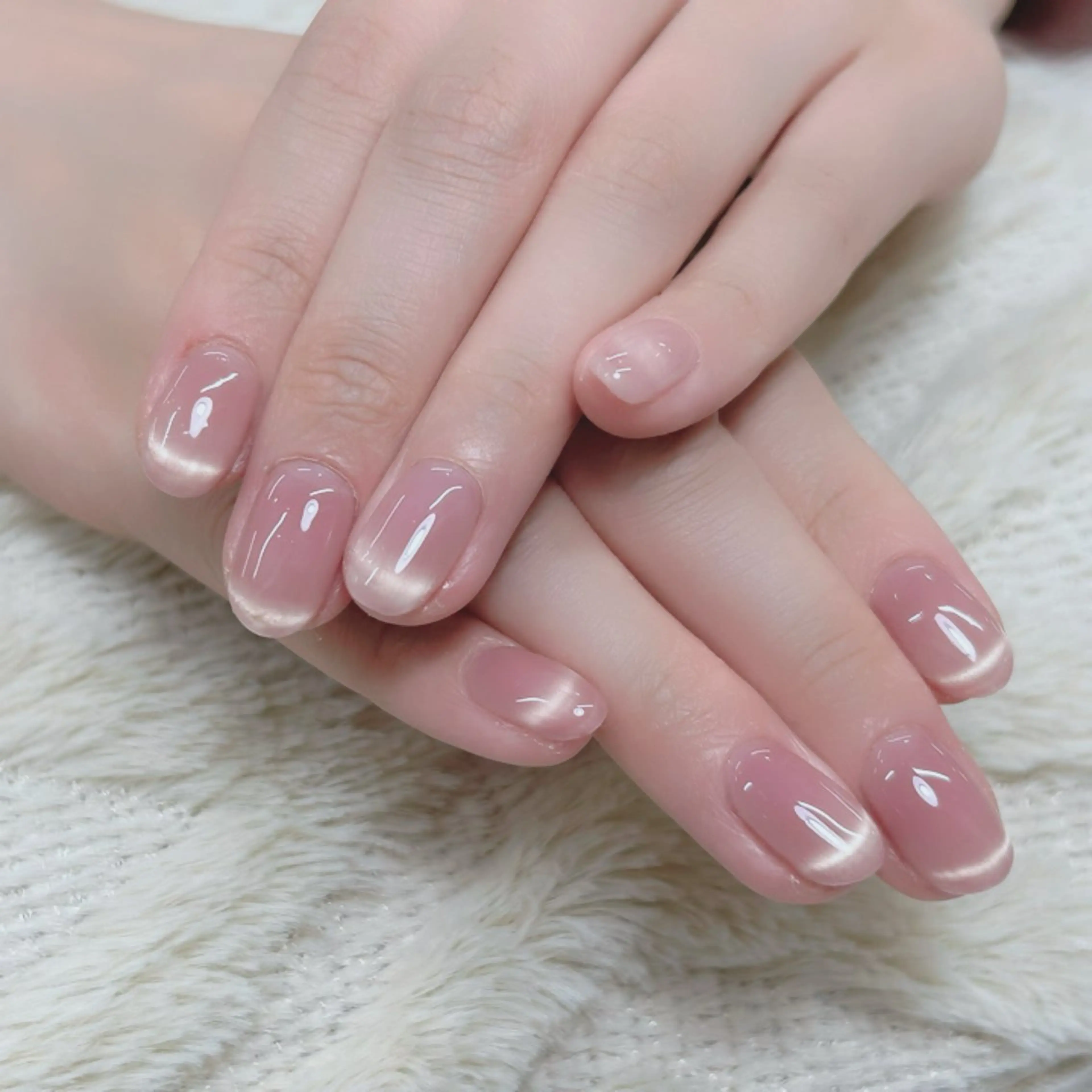 ネイル フレンチネイル マグネットネイル マグネットフレンチ ハンドネイル ANNE綾瀬店 eriのネイルデザイン