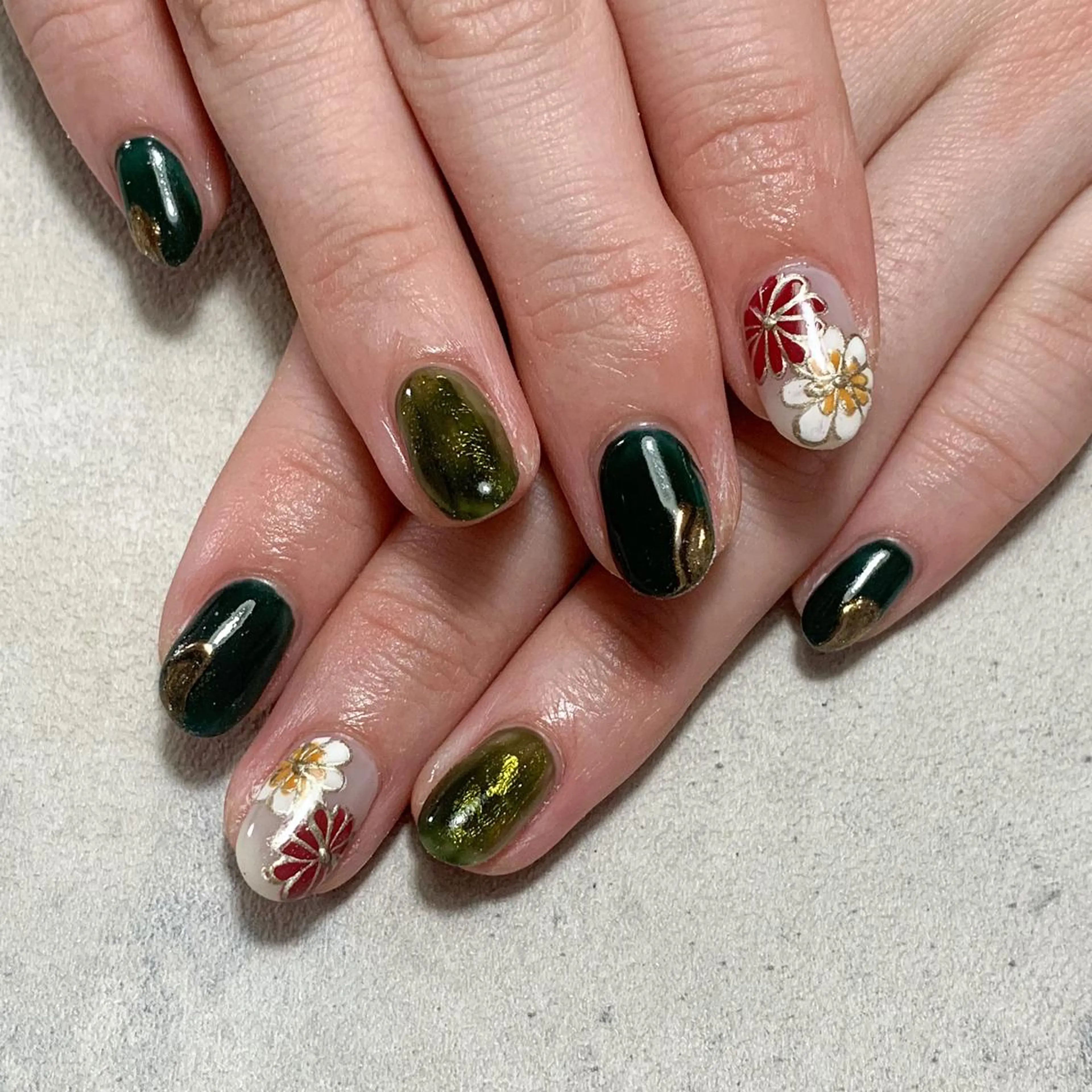 ネイル atelier　FIORITURA所属・FIORITURA aiのネイルデザイン