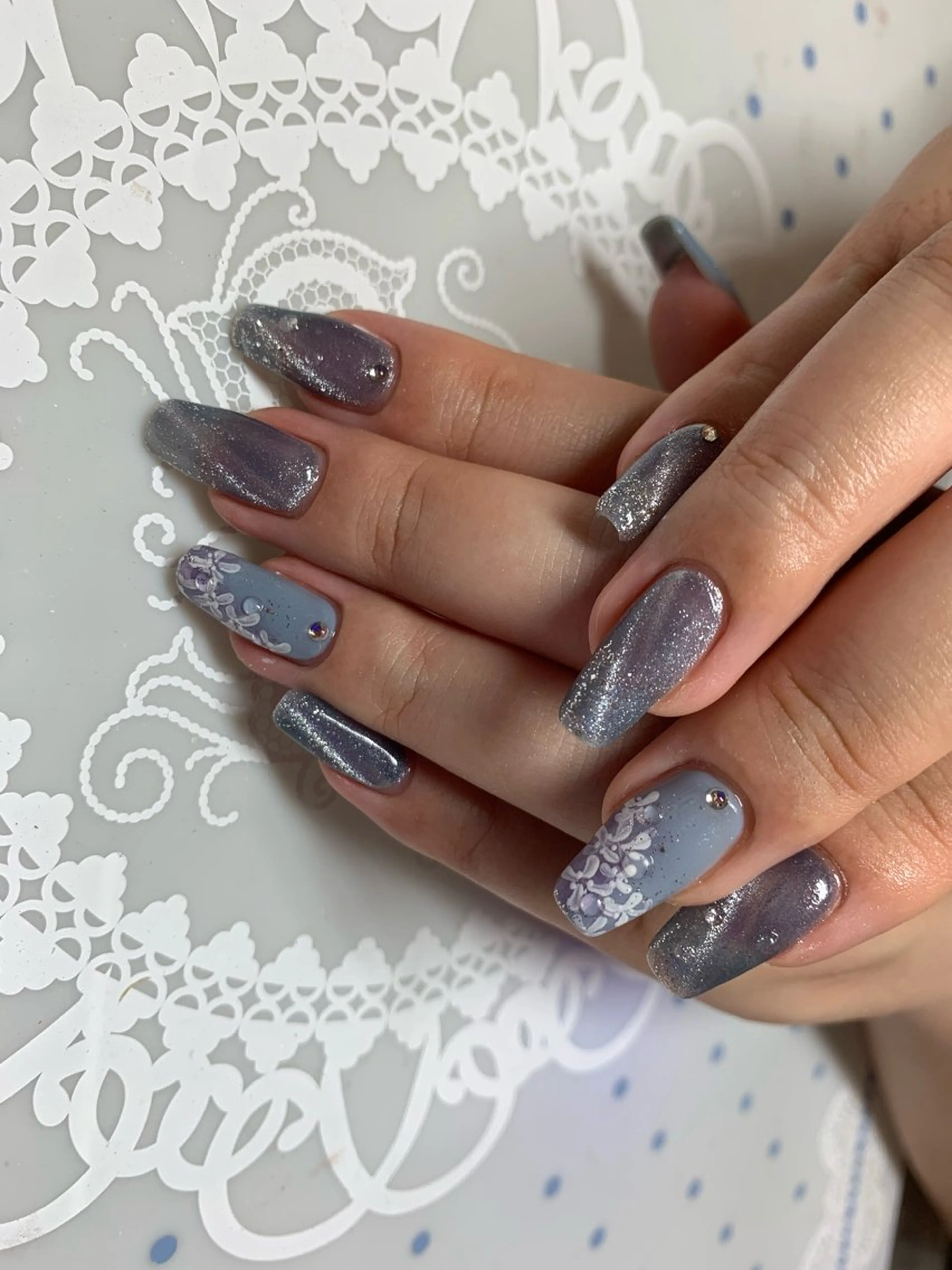 ネイル Miouミオン ネイルサロンのネイルデザイン