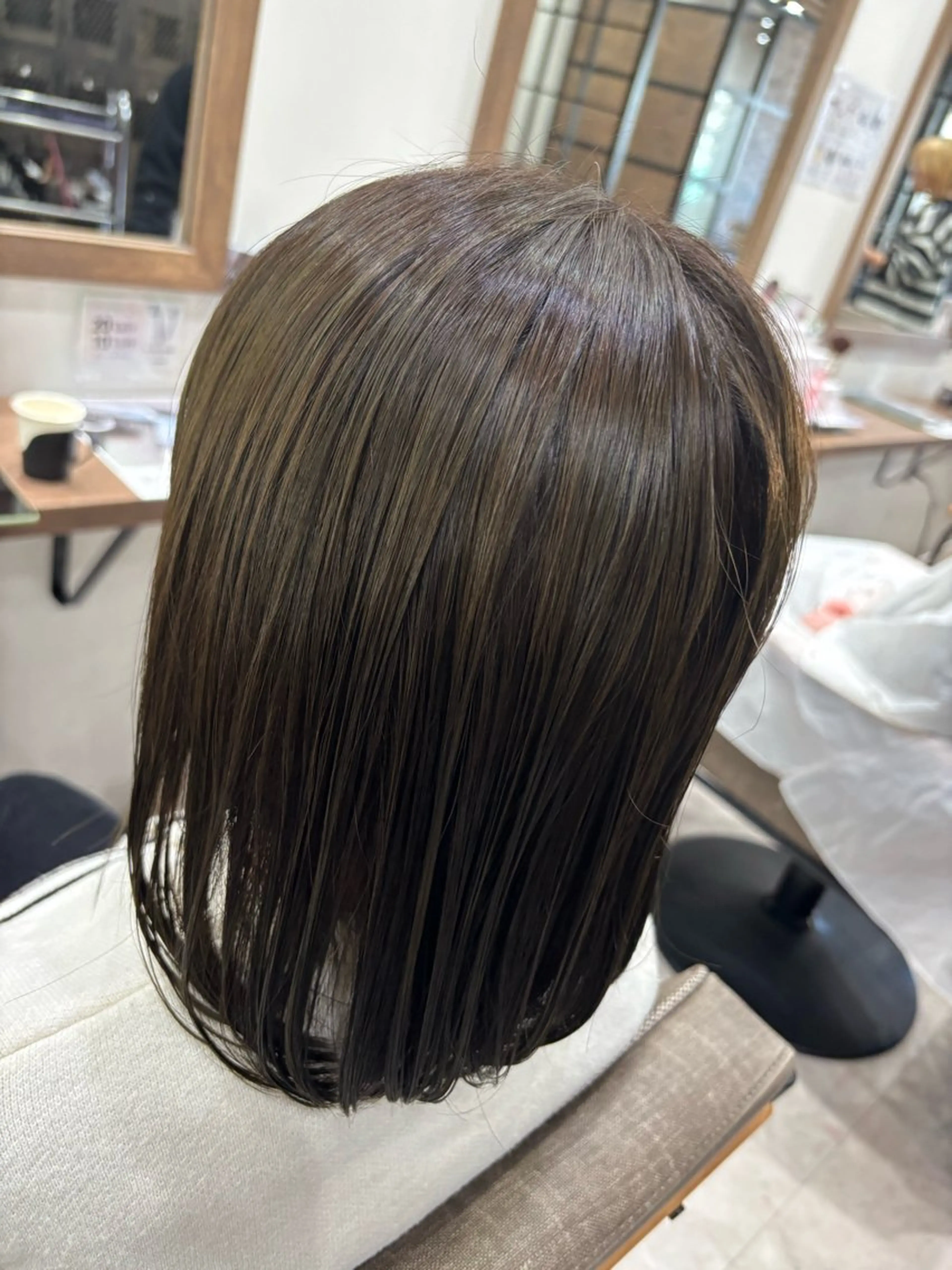 ショート おかだ まなみのヘアスタイル