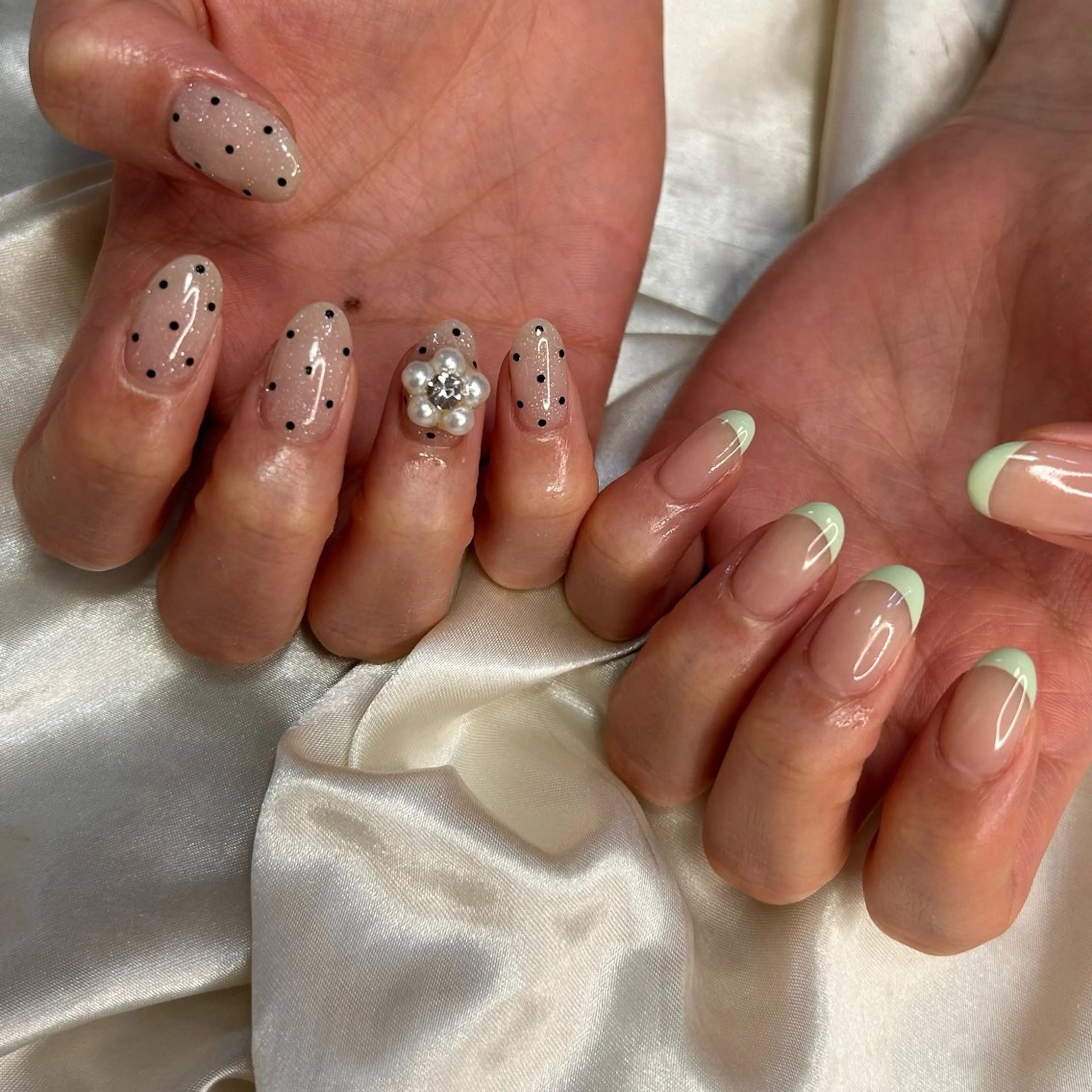 ネイル ハンドネイル 西岡 杏のネイルデザイン