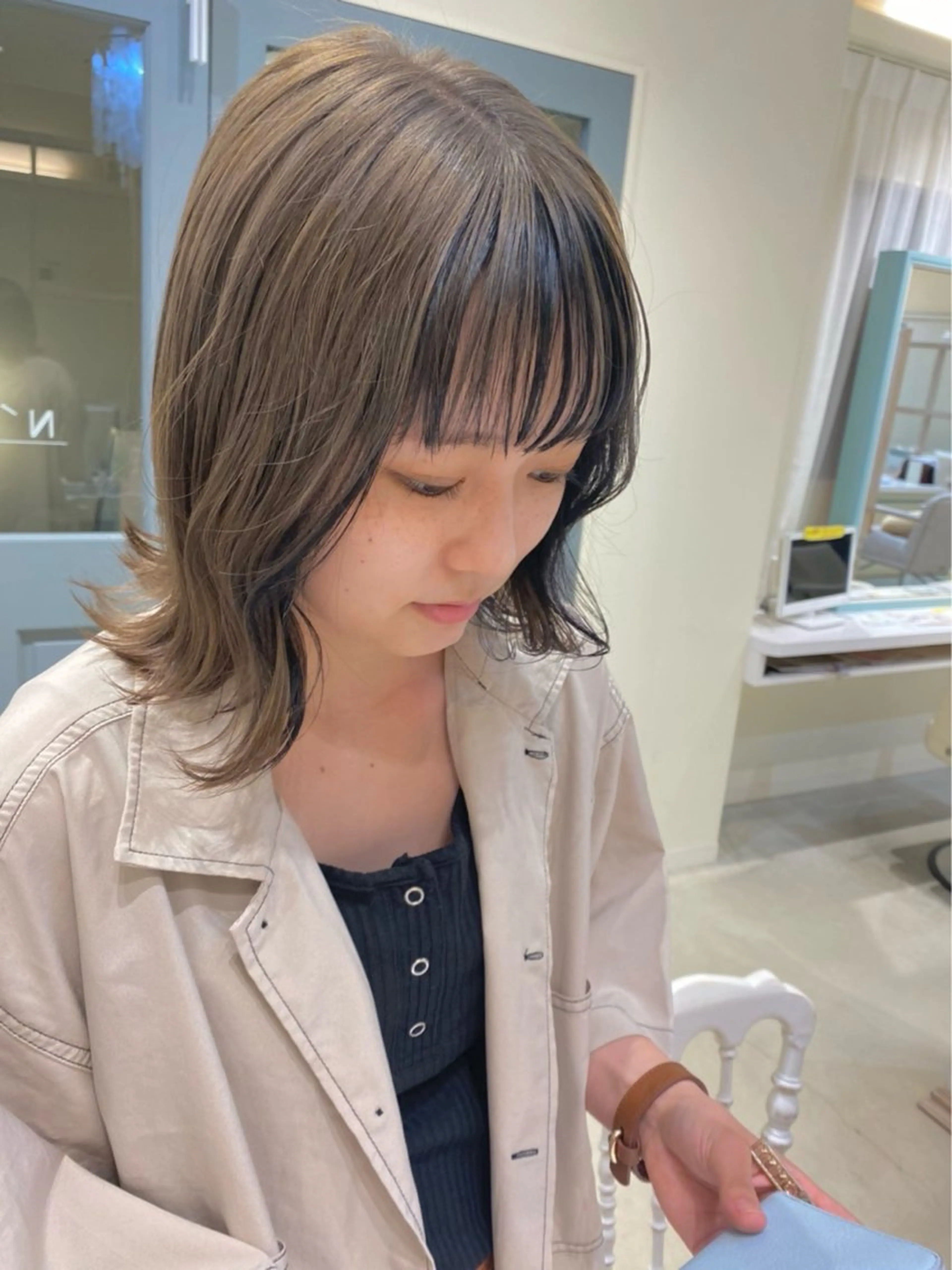 カラー ミストバング  フェイスフレーミング 太田 千尋のヘアスタイル