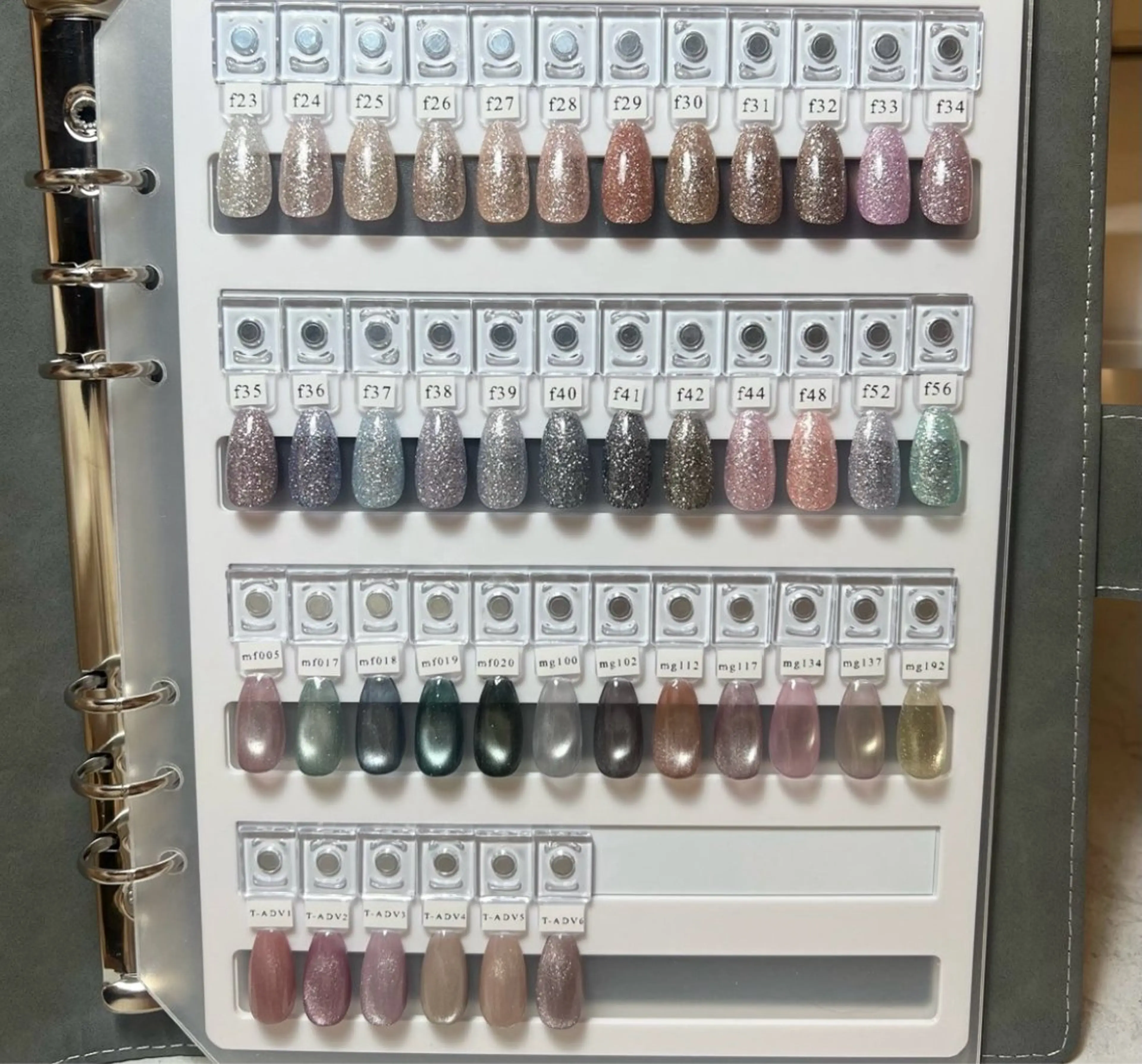 ネイル フラッシュネイル マグネットネイル ハンドネイル K． yuiのネイルデザイン