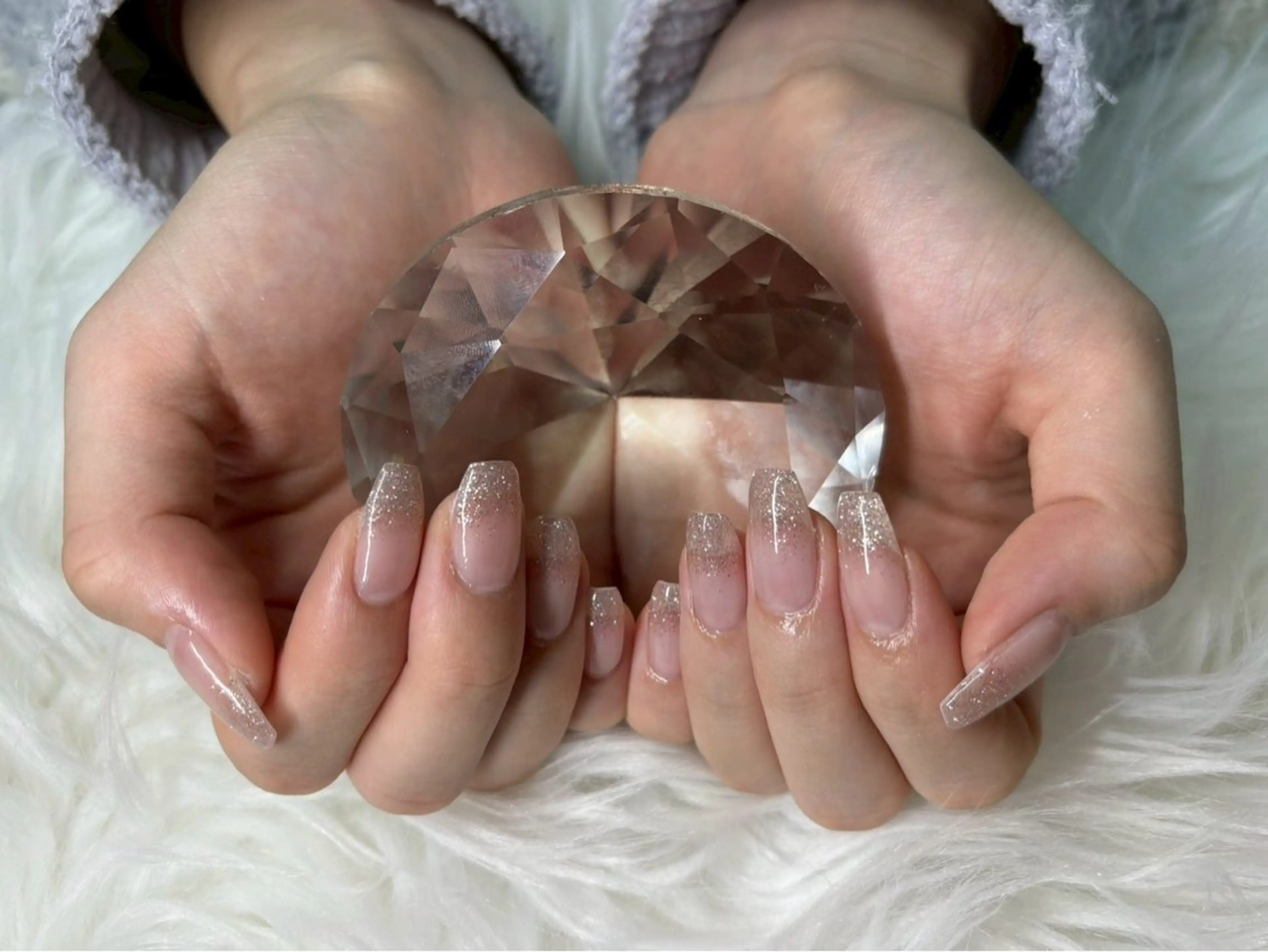 ラメグラデーション🤍（オフ込み）の写真