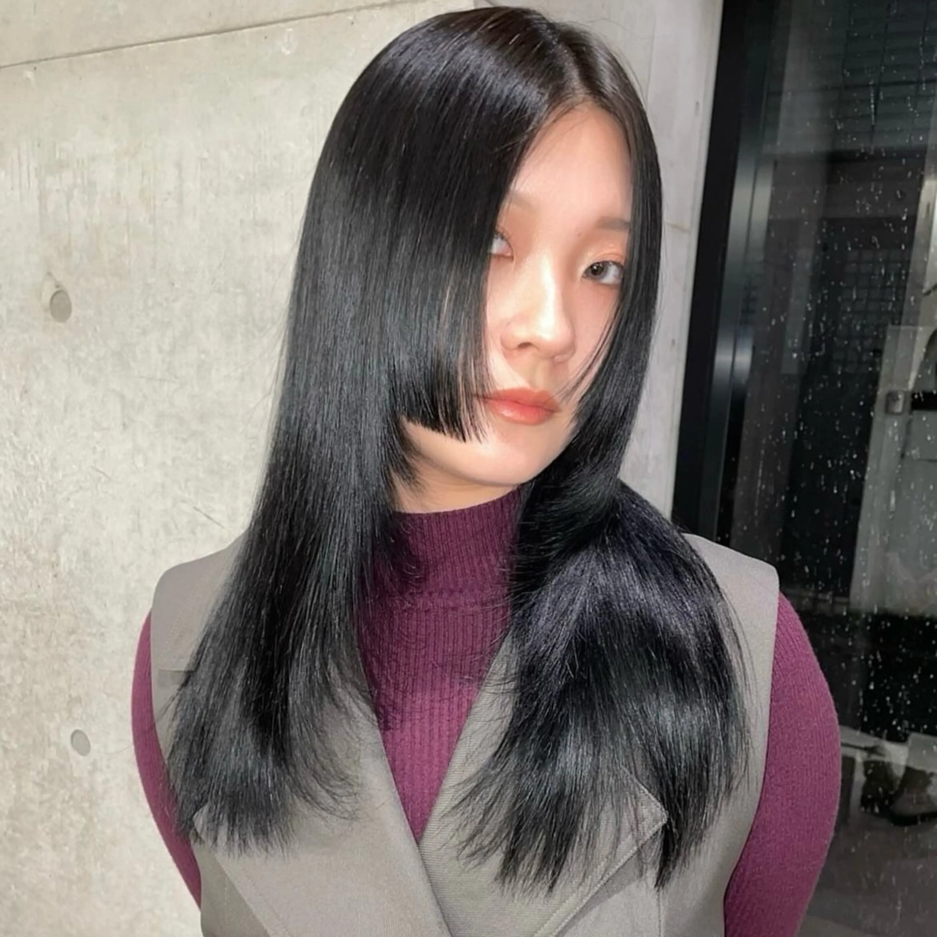 セミロング カラー ヘアアレンジ 黒髪 ブルーカラー ブルーブラック 姫カット レイヤーカット カット ヘアカラー トリートメント ヘッドスパ Mizobe misakiのヘアスタイル