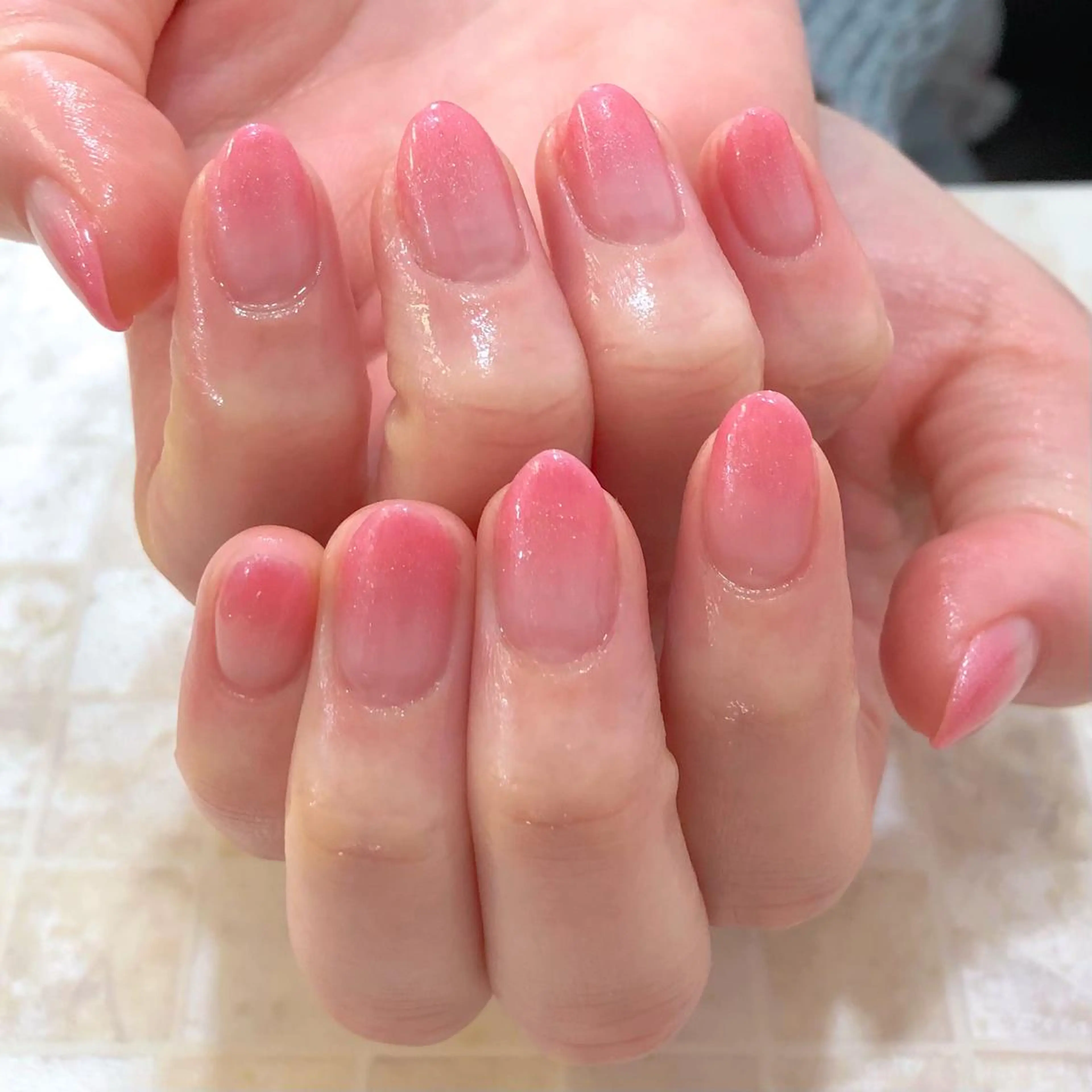 ネイル グラデーション ラメ(グリッター) ラメグラデーション nail salon midpoint所属・nail salon midpointのネイルデザイン