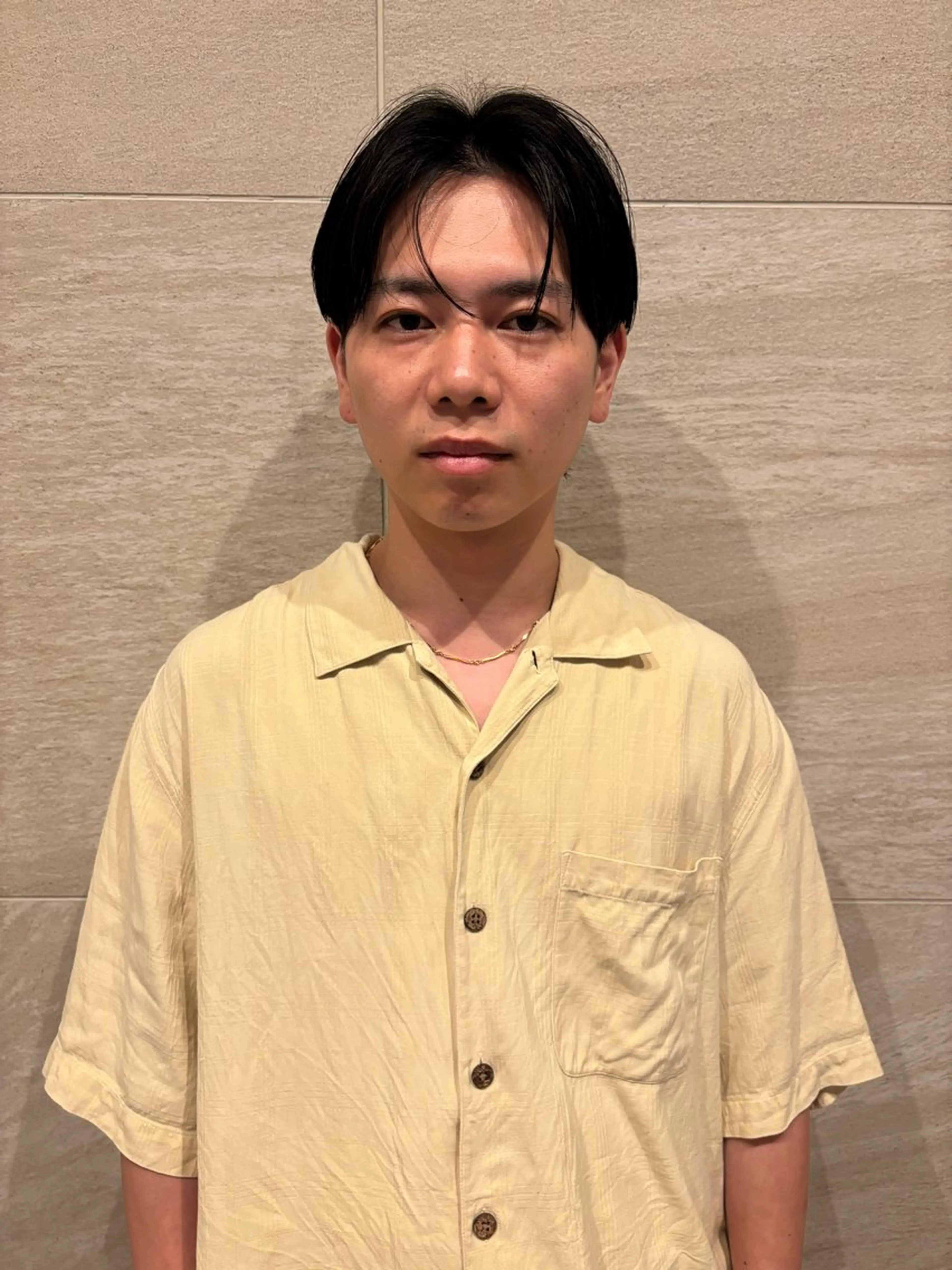 ショート too good所属・gouru 難波美容師のヘアスタイル