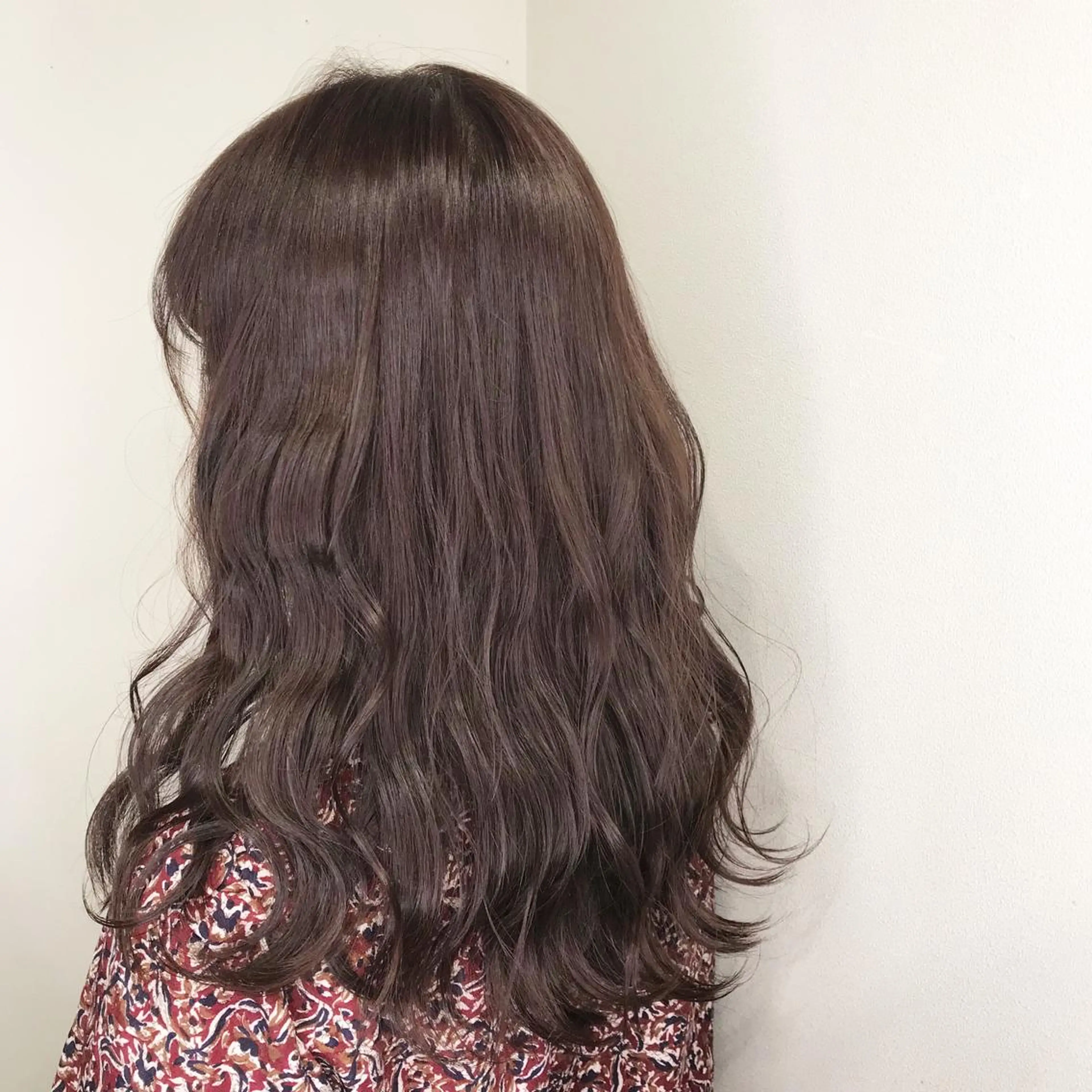 セミロング カラー ヘアカラー 似合わせ提案サラ艶♡ 彩華のヘアスタイル