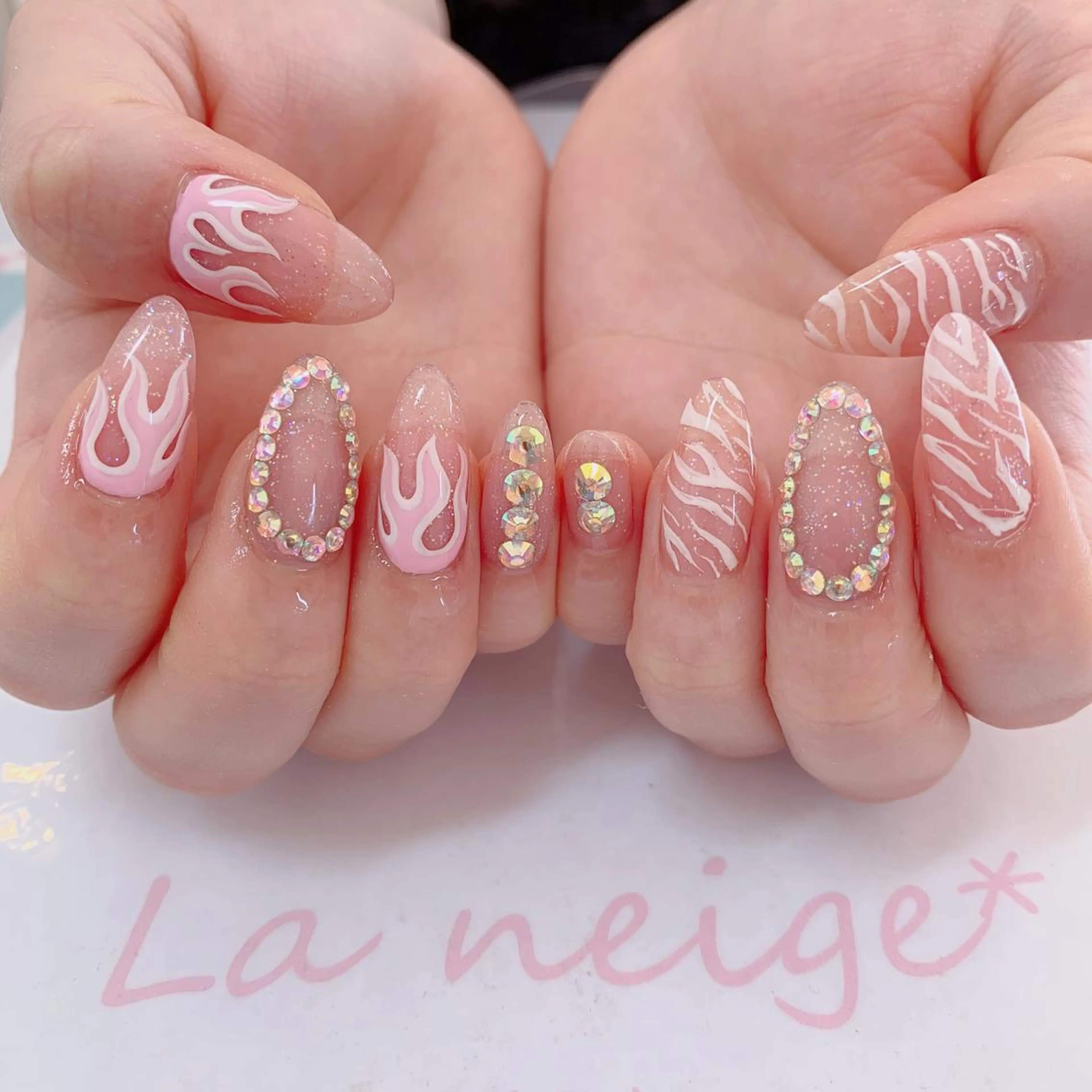 ネイル La neige* yuki 🥯🍑のネイルデザイン