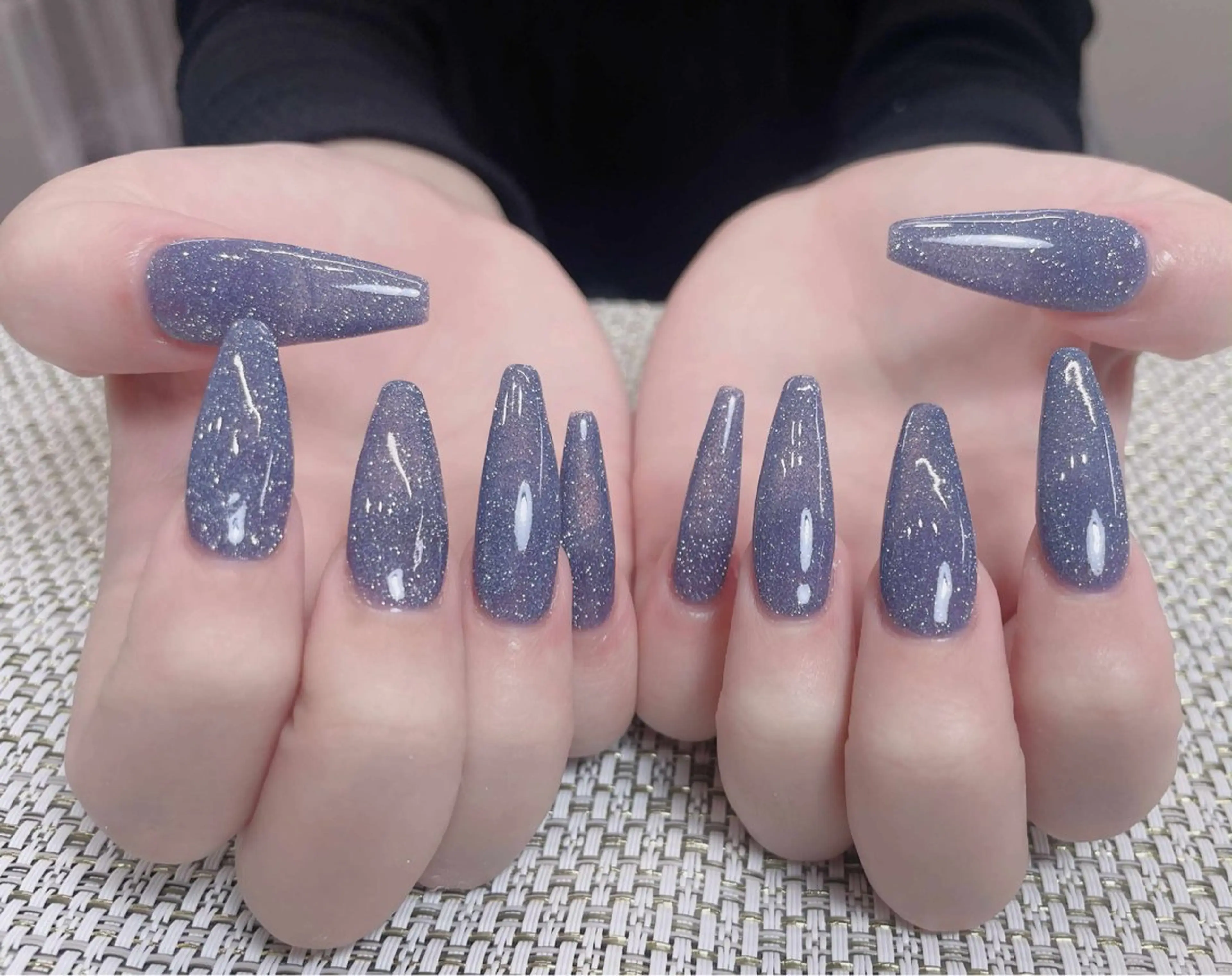 ネイル 成人式 長さ出し フットネイル ジェルネイル ラメ(グリッター) ハンドネイル 中野駅から2分 MEO NAILのネイルデザイン