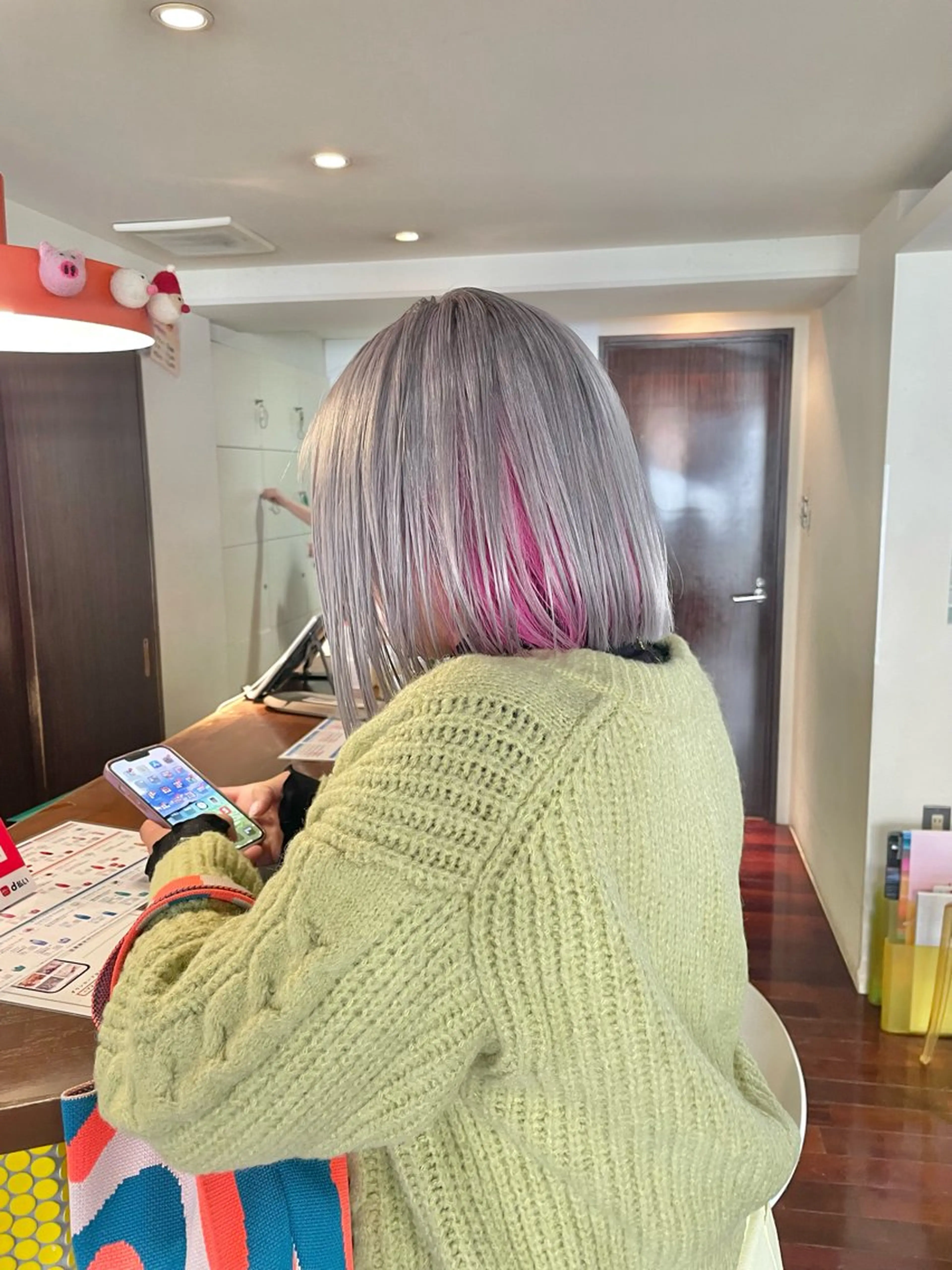 ミディアム カラー ブリーチ ケアブリーチ ピンクカラー トリートメント カット ヘアカラー トリートメント yossy/髪質改善 /ダブルカラーのヘアスタイル