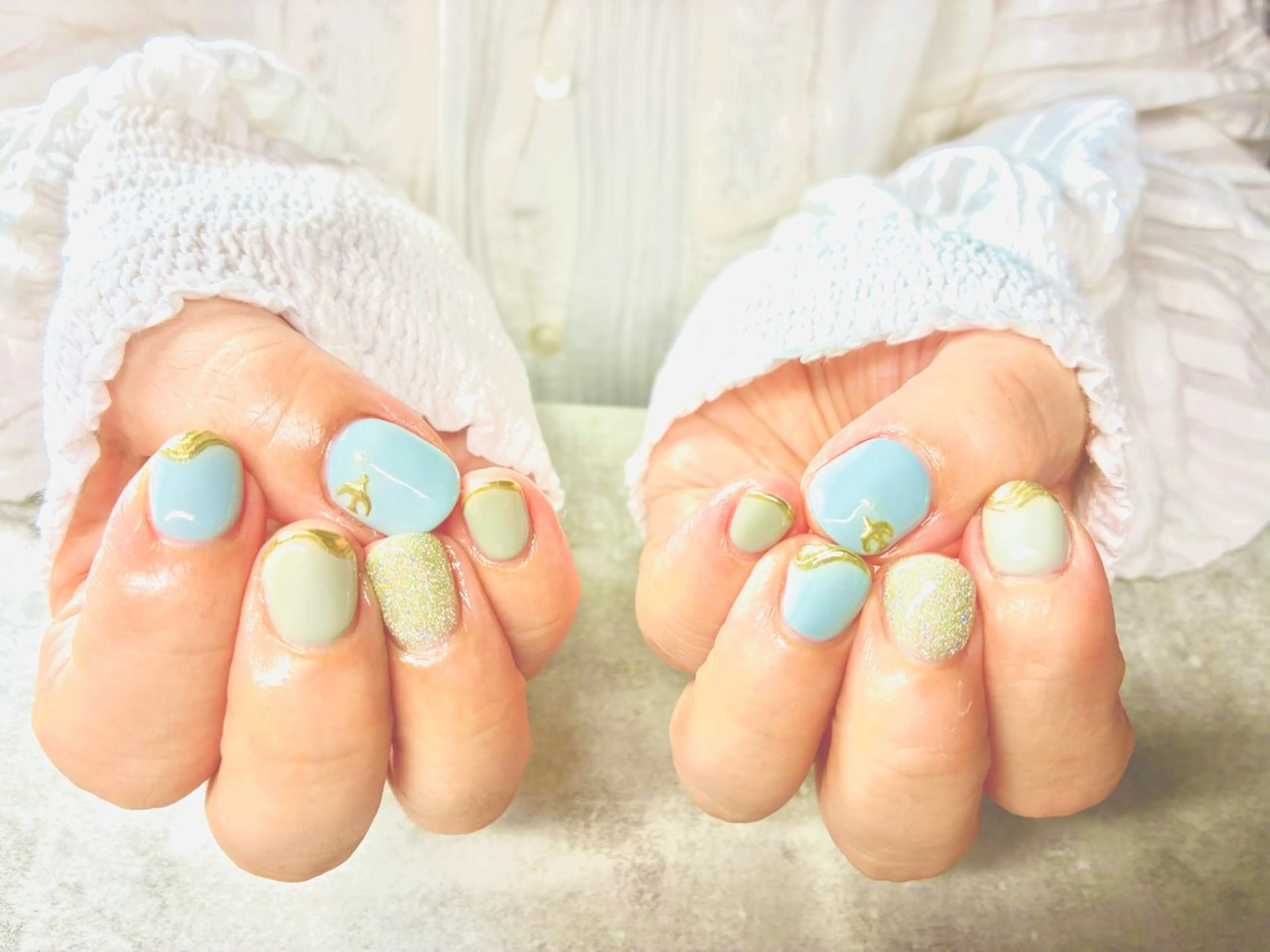 ネイル ブルー フラッシュネイル グリーン ミラーネイル art studio SKY/☺︎nico所属・SKY/☺︎nico エスケーワイ　ニコのネイルデザイン