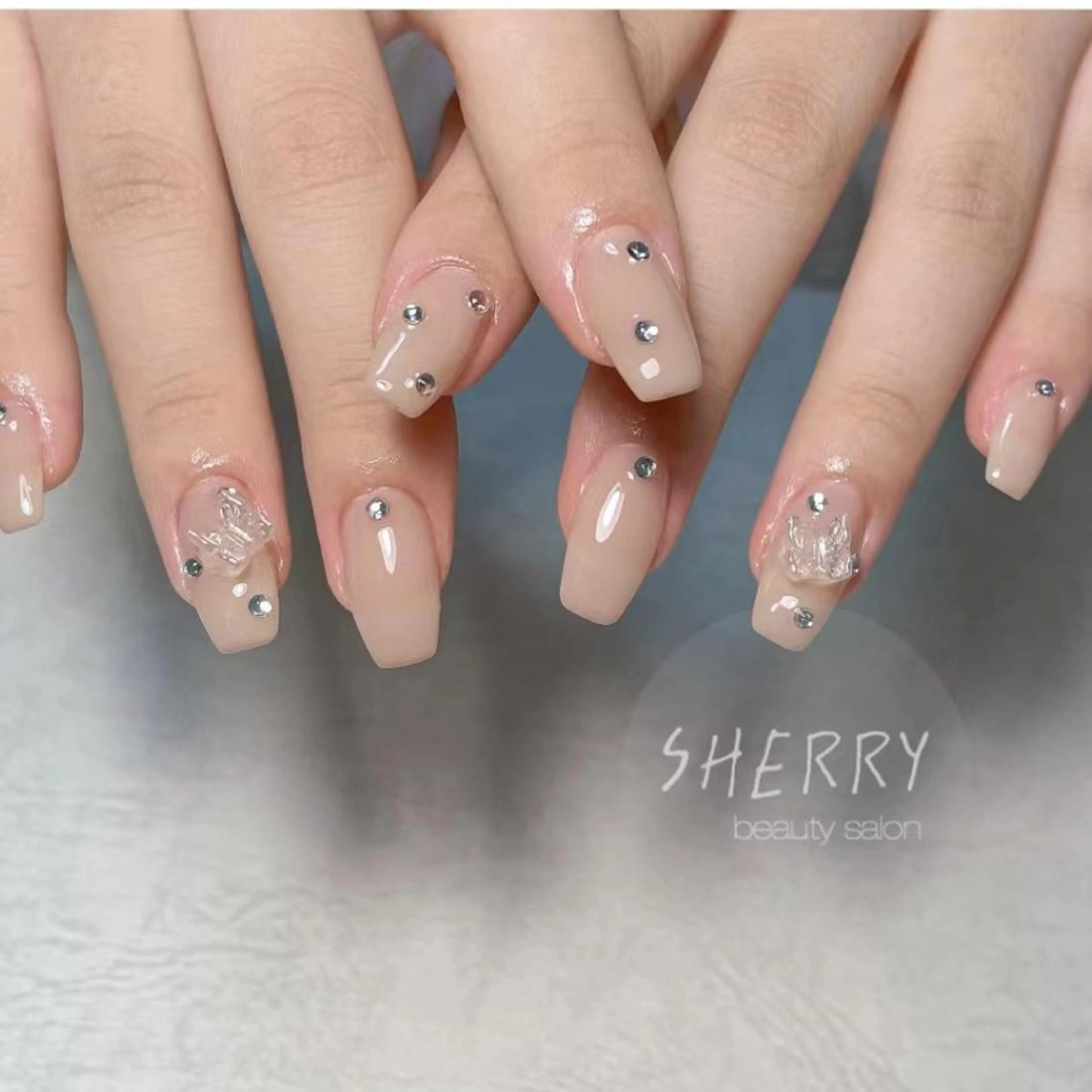 ネイル moe自宅ネイルサロン所属・萌 自宅ネイルサロンのネイルデザイン