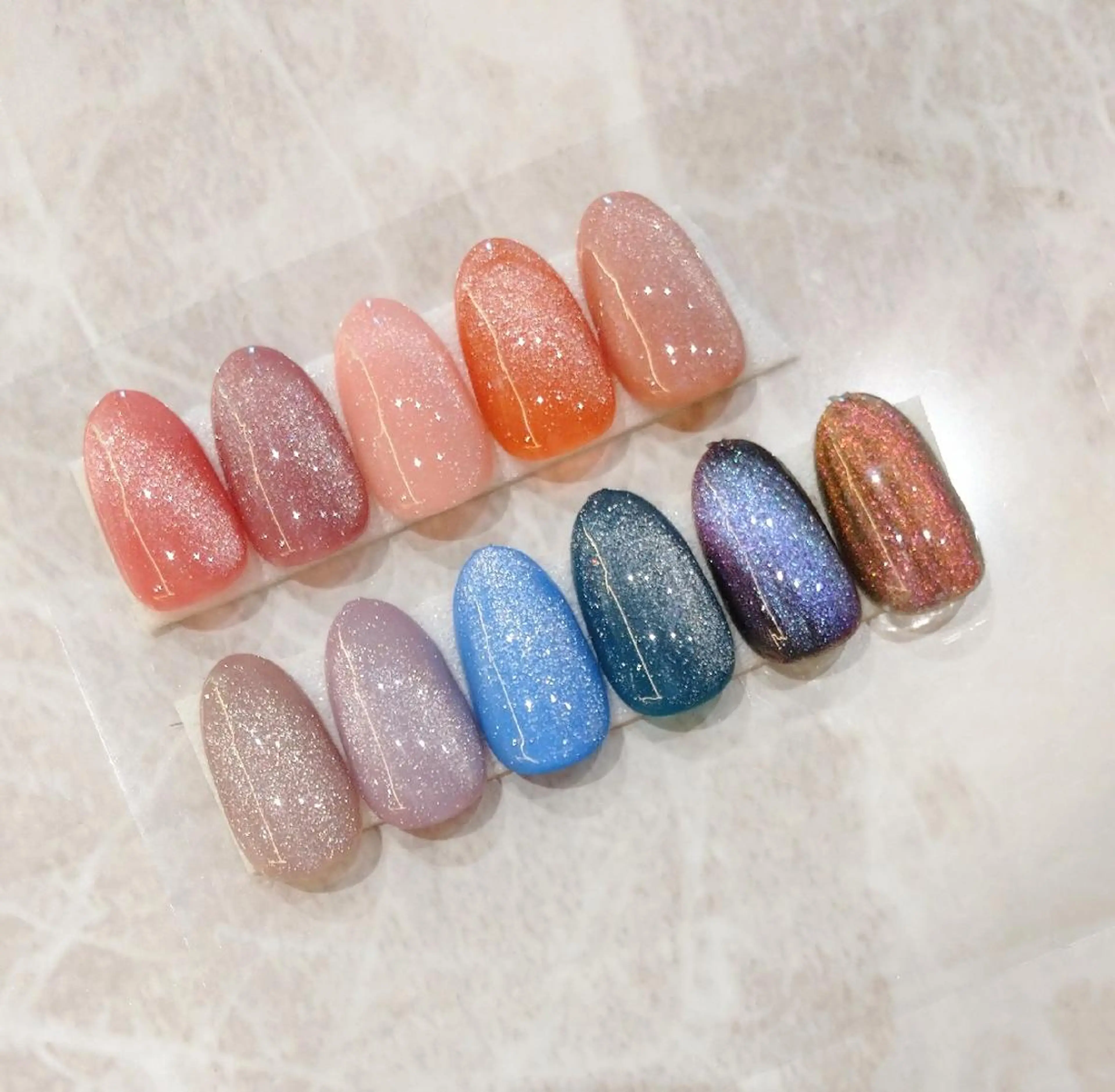 ネイル マグネットネイル ハンドネイル 會田 瑠衣のネイルデザイン