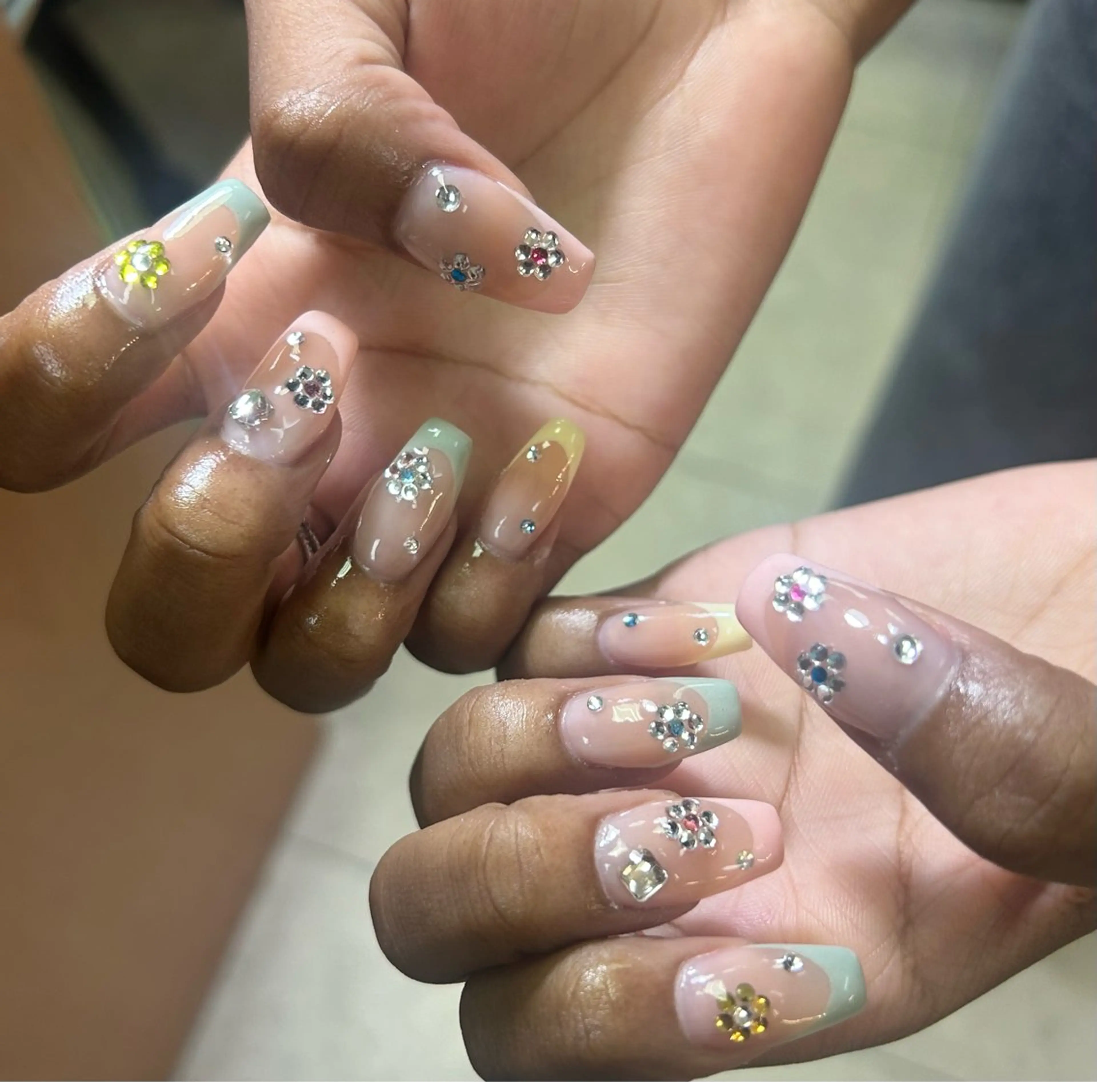 ネイル amour 川崎店所属・amour 川崎店のネイルデザイン