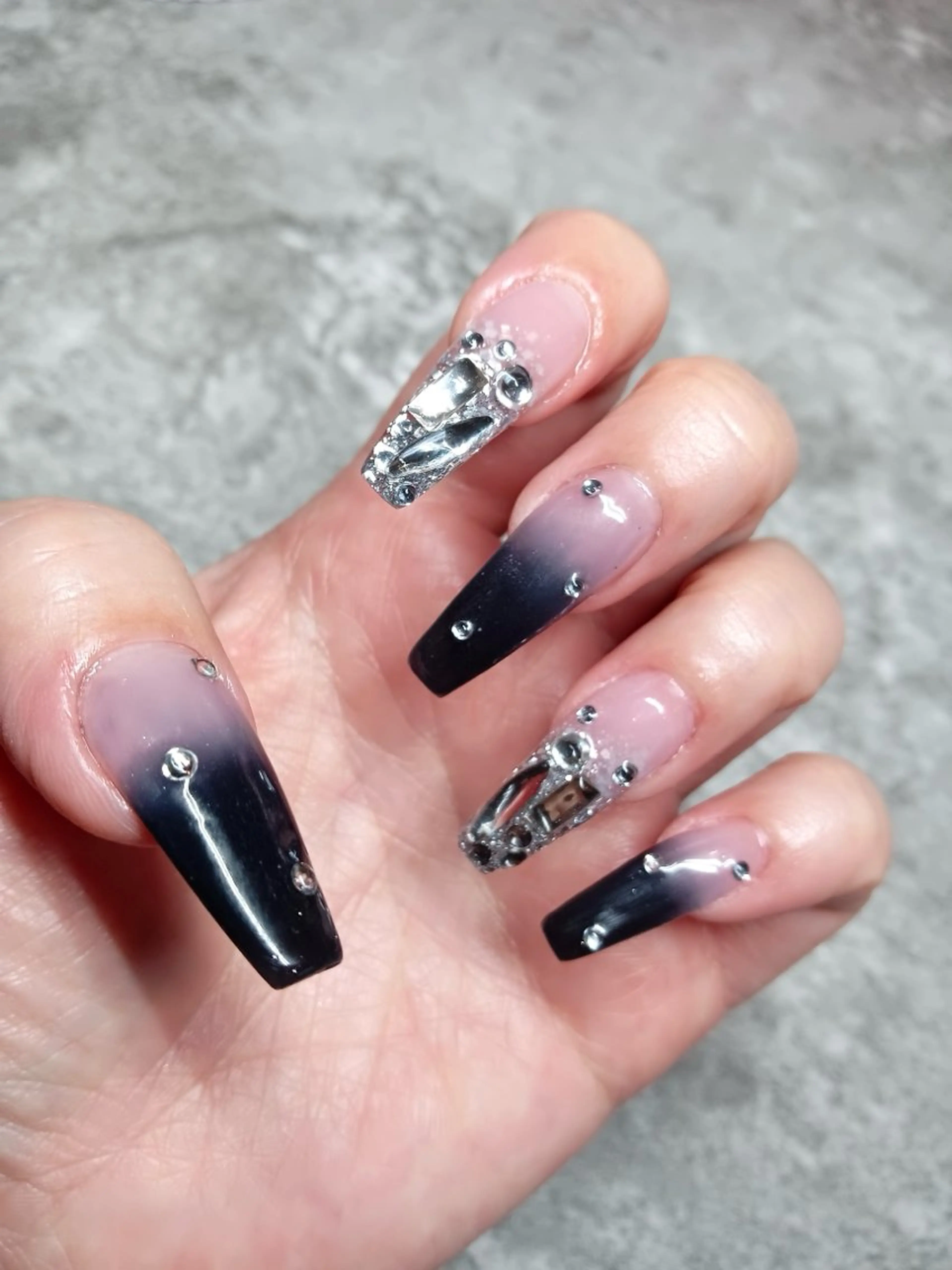 ネイル グラデーション スカルプネイル nail salon INFINITY所属・nail salon INFINITYのネイルデザイン