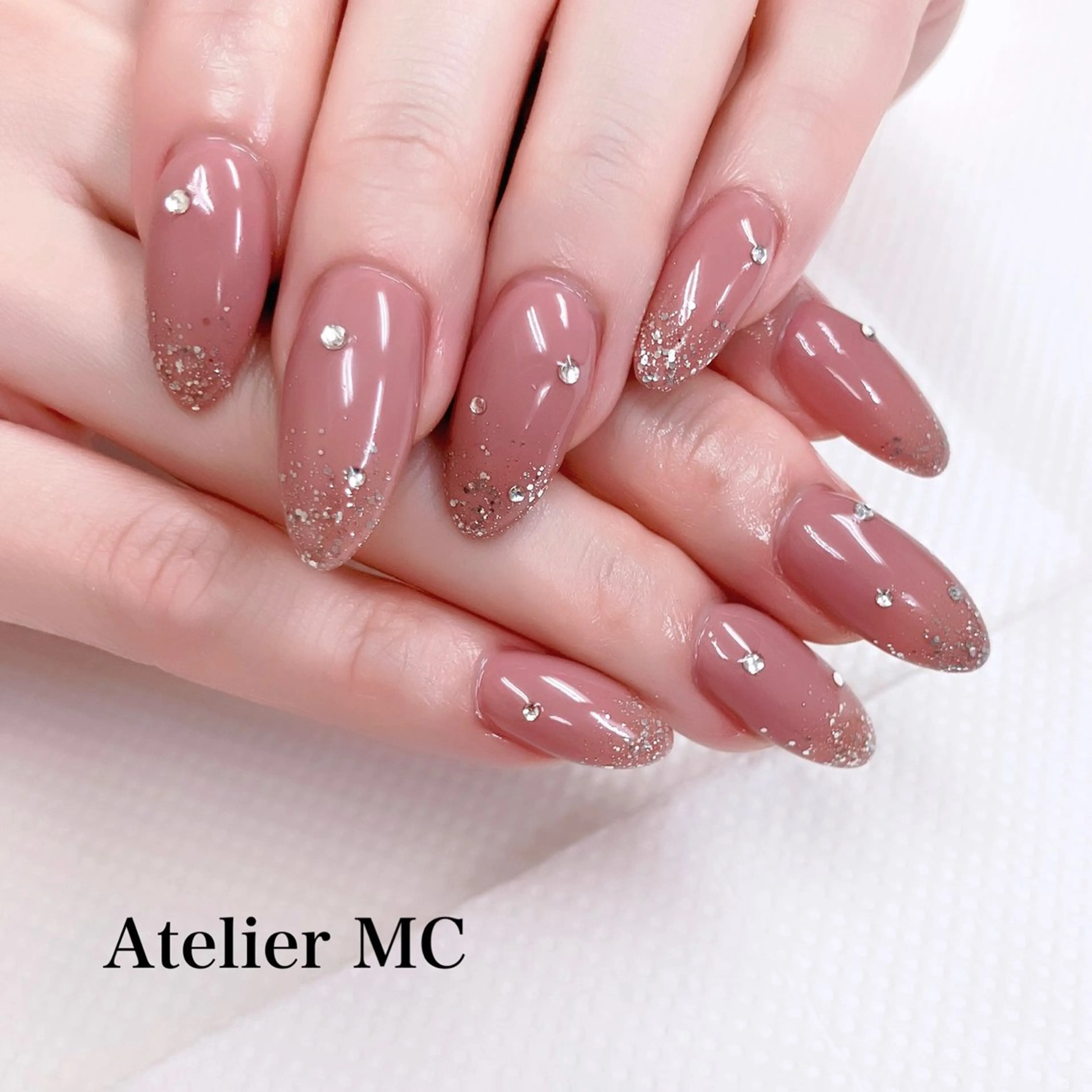 ネイル ストーンネイル ハンドネイル アトリエ エムシー 【新富町・東銀座】のネイルデザイン