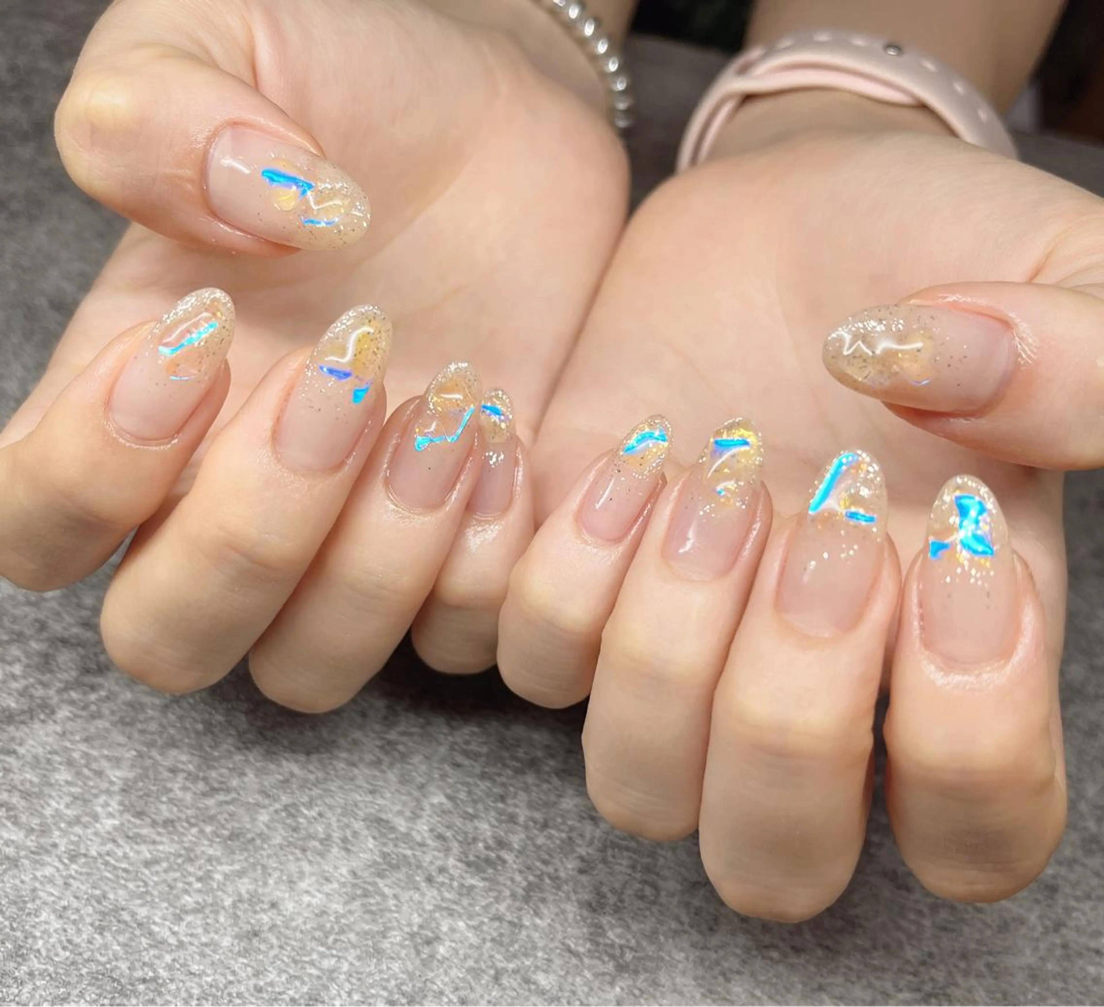 ネイル R inのネイルデザイン