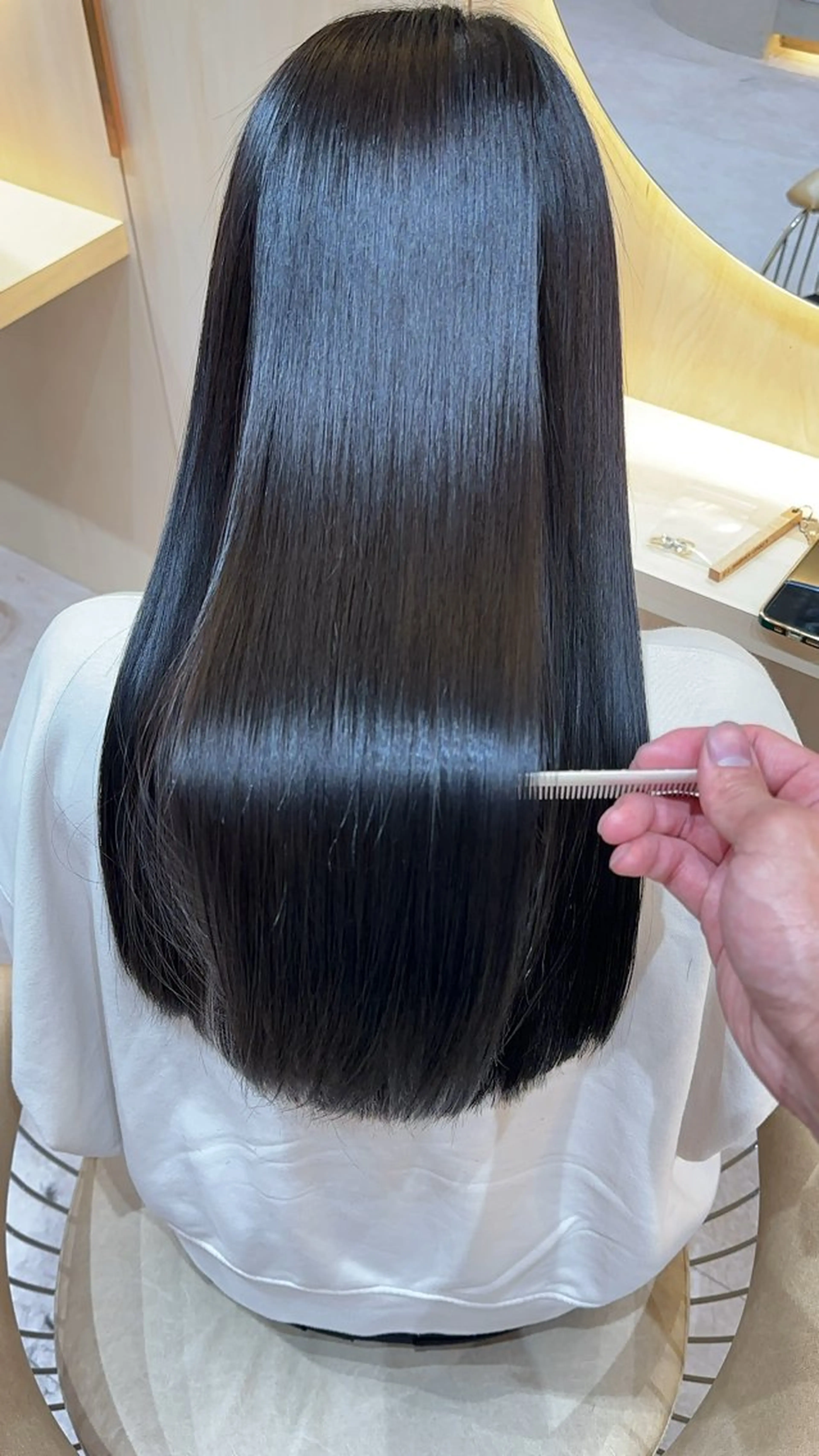 セミロング カラー カット ヘアカラー 縮毛矯正 レイヤー❣️縮毛矯正 川村利幸のヘアスタイル