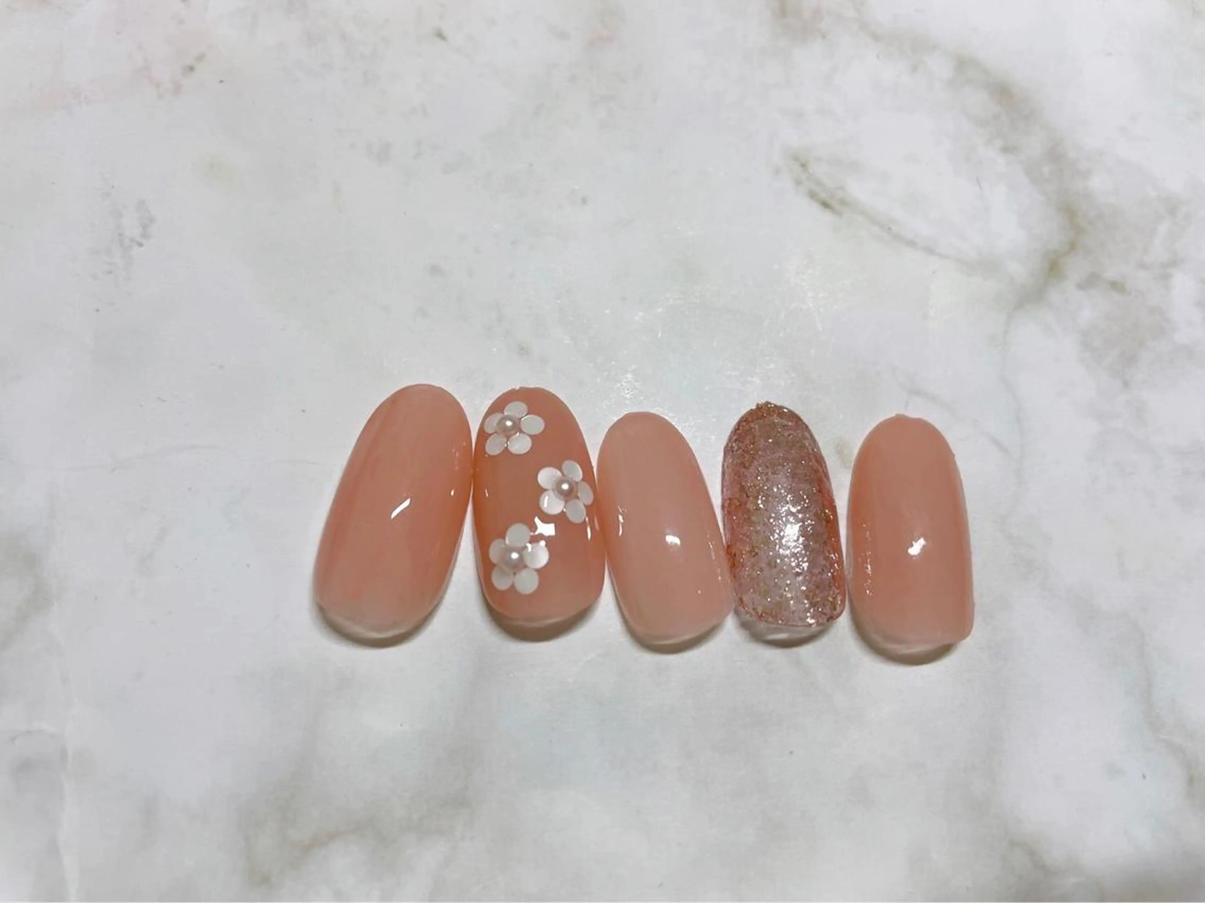 ネイル フットネイル フレンチネイル ジェルネイル ハート 韓国ネイル Mogu nail 二子玉川のネイルデザイン