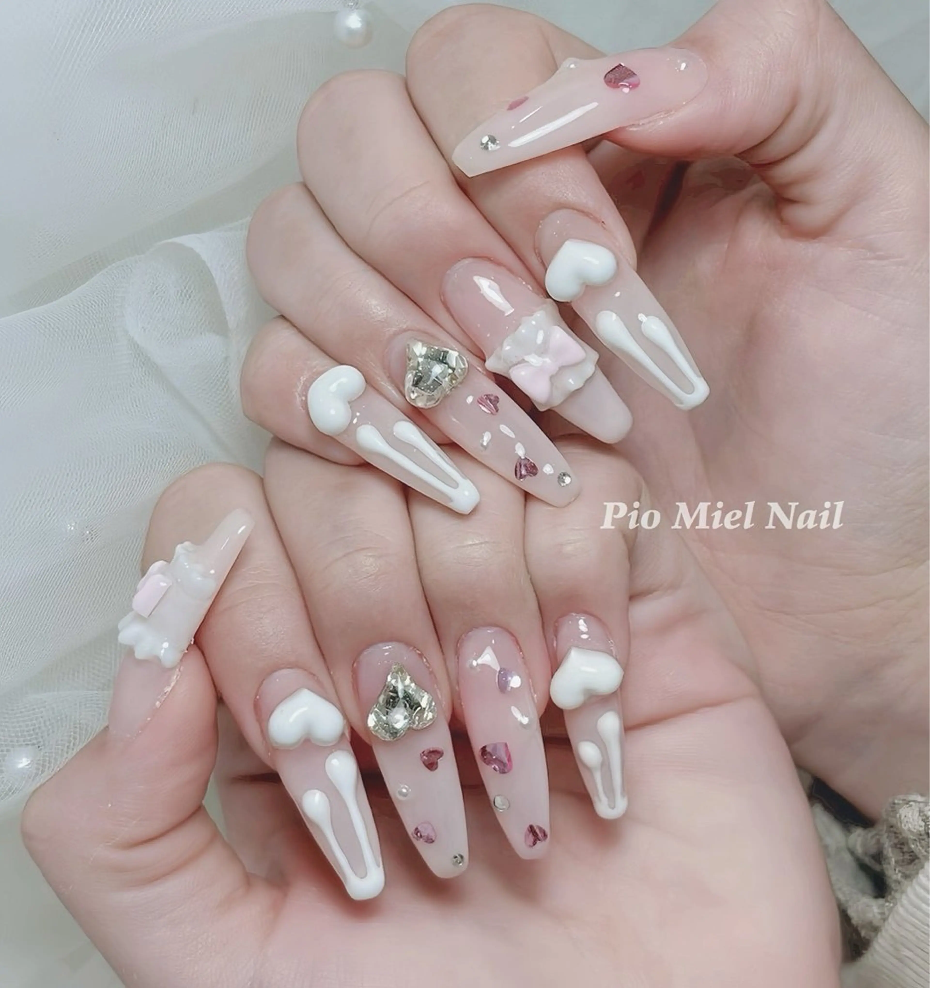 ネイル ハンドネイル HANA 長さだしのネイルデザイン