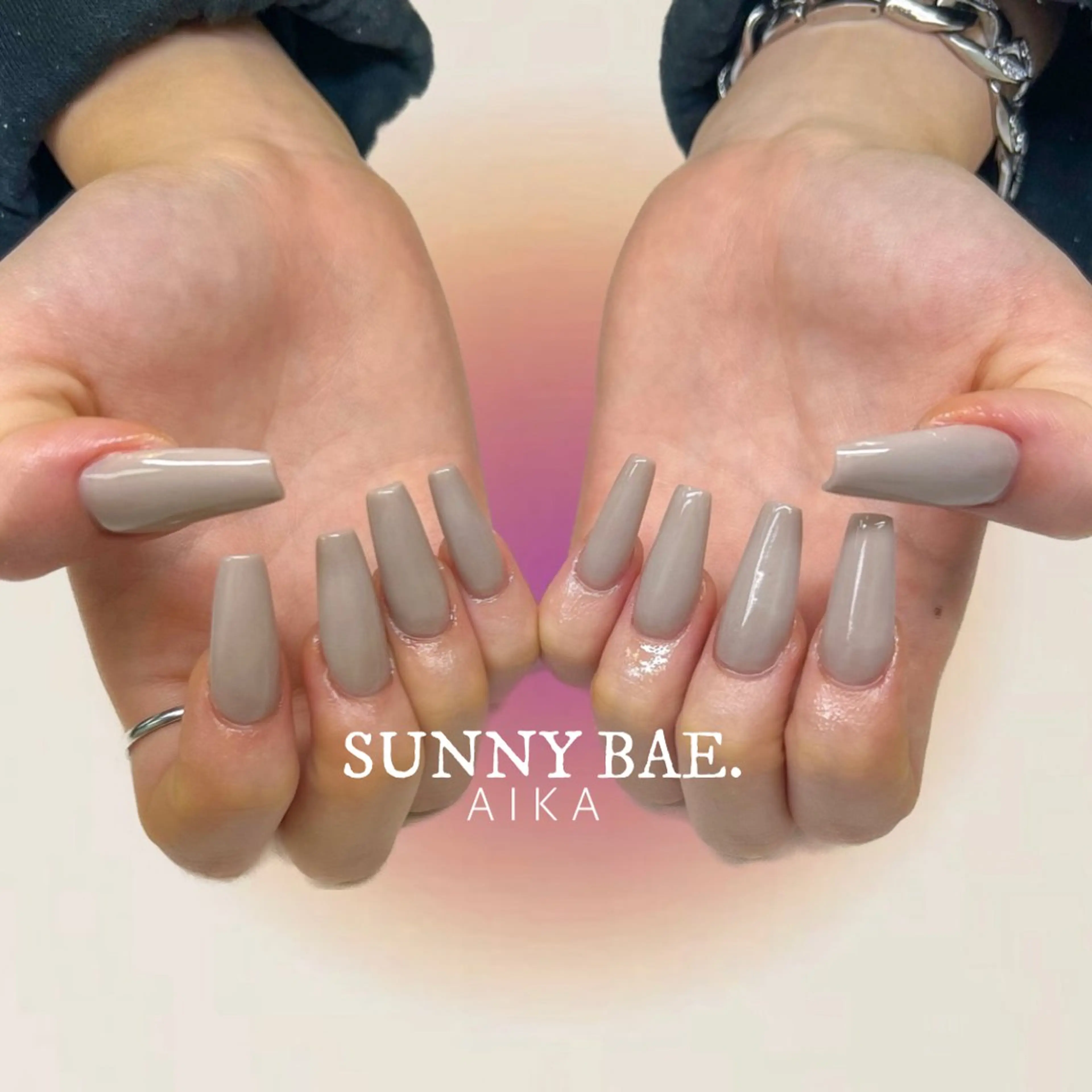 ネイル ジェルネイル ハロウィン キラキラネイル ロングネイル 持ち込み Made By AIKAのネイルデザイン