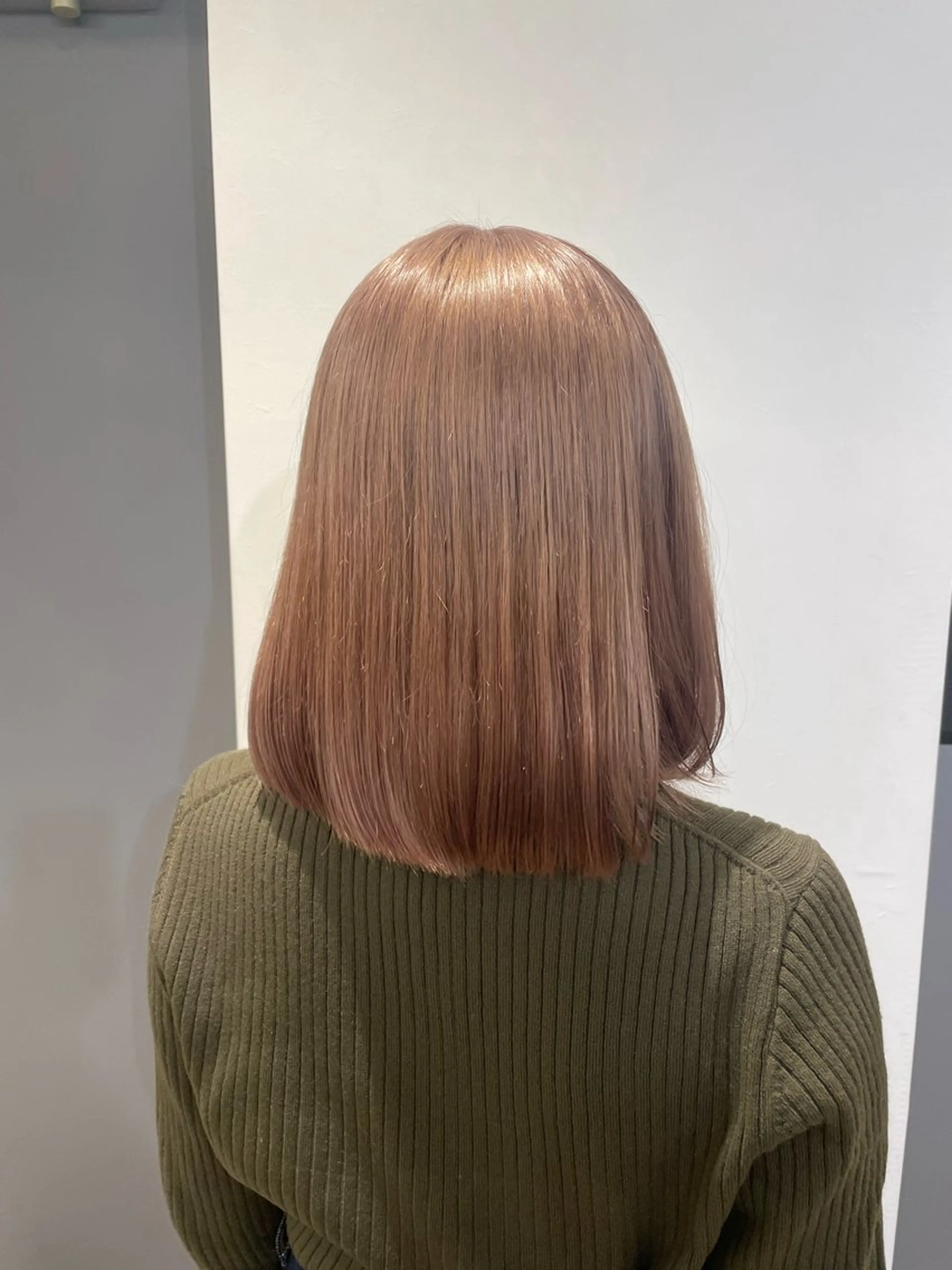 セミロング ♡似合わせハイトーン ♡maiのヘアスタイル