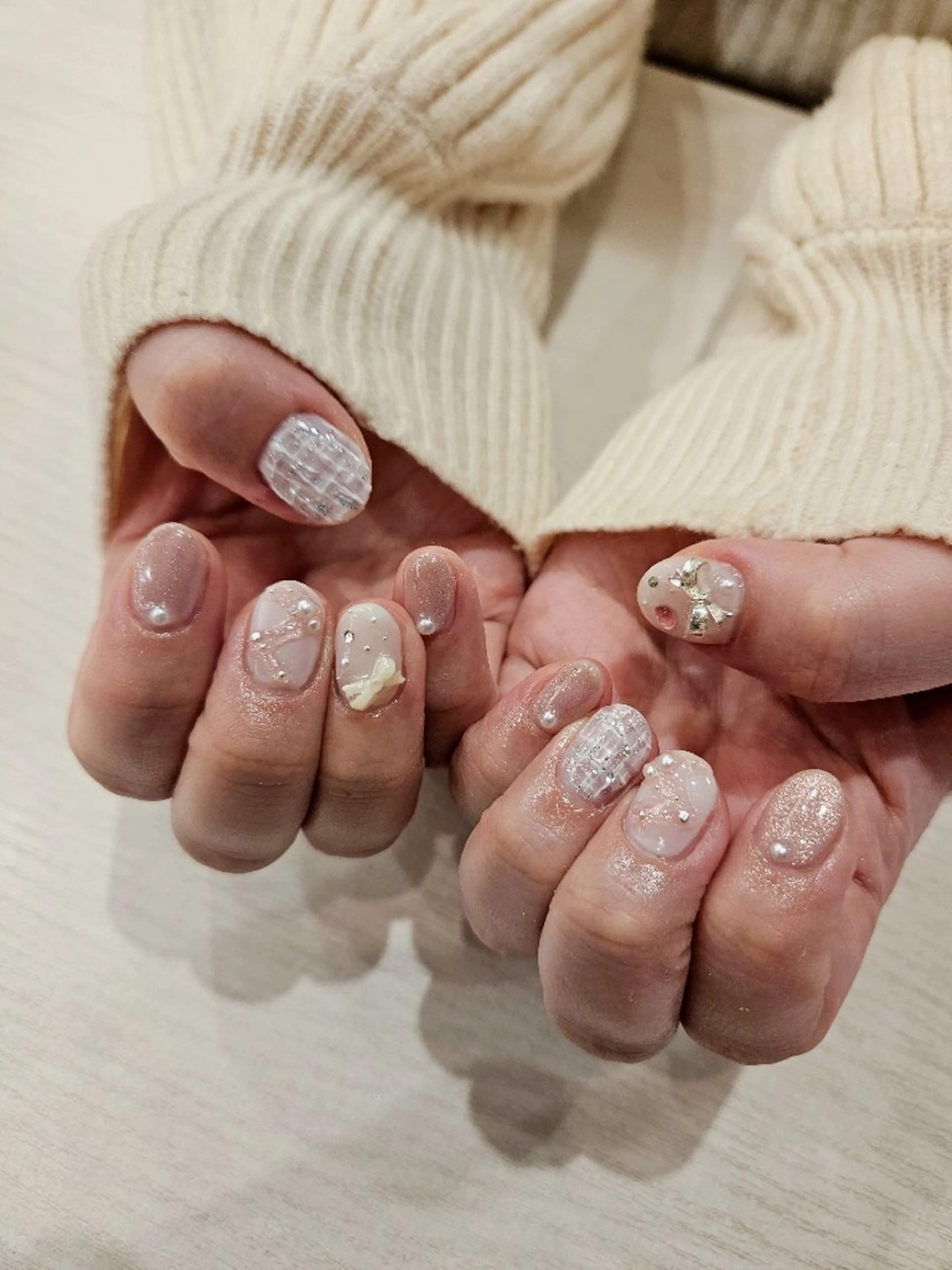 ネイル ハンドネイル 関口 友菜のヘアスタイル