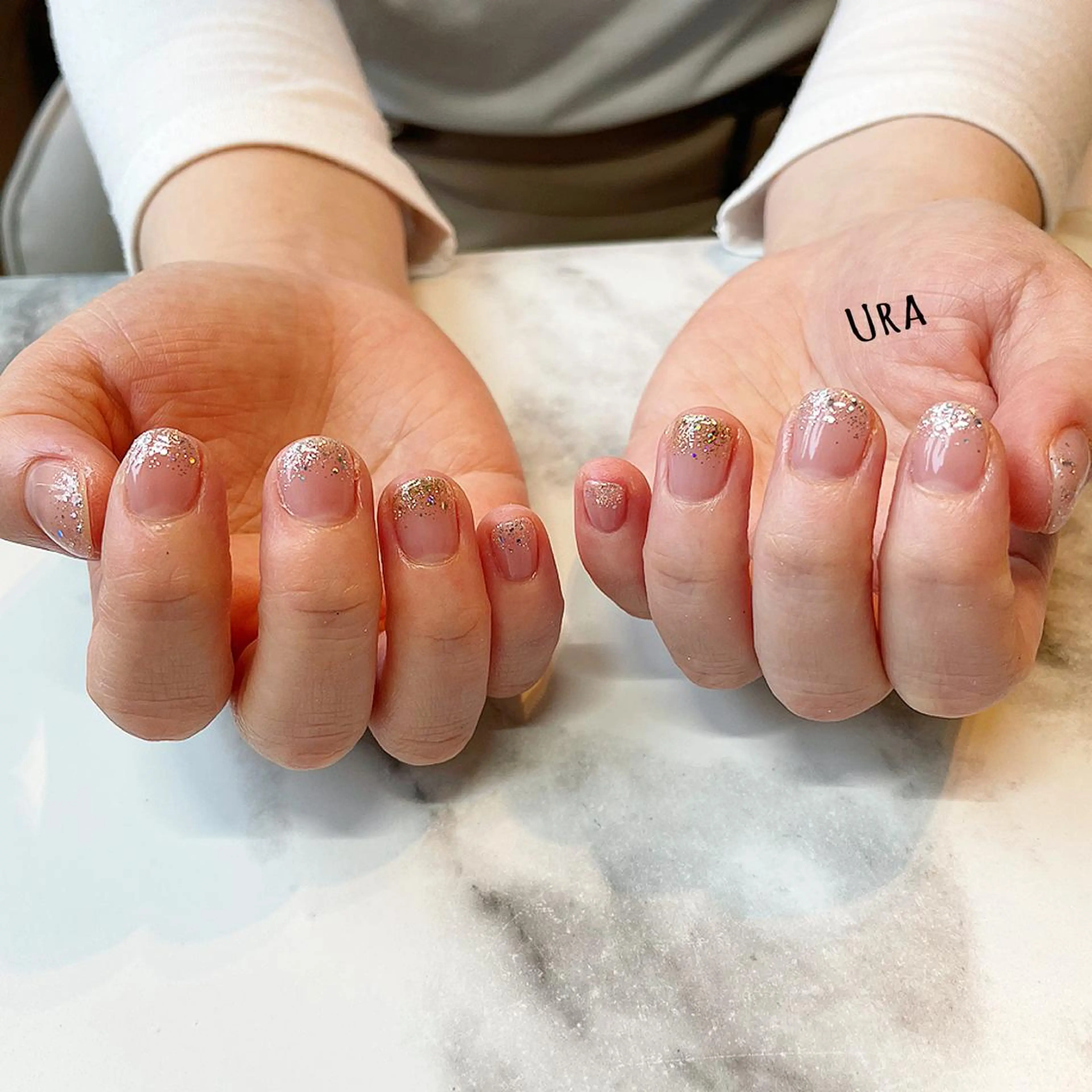 ネイル UrakoNail 《nail》のネイルデザイン