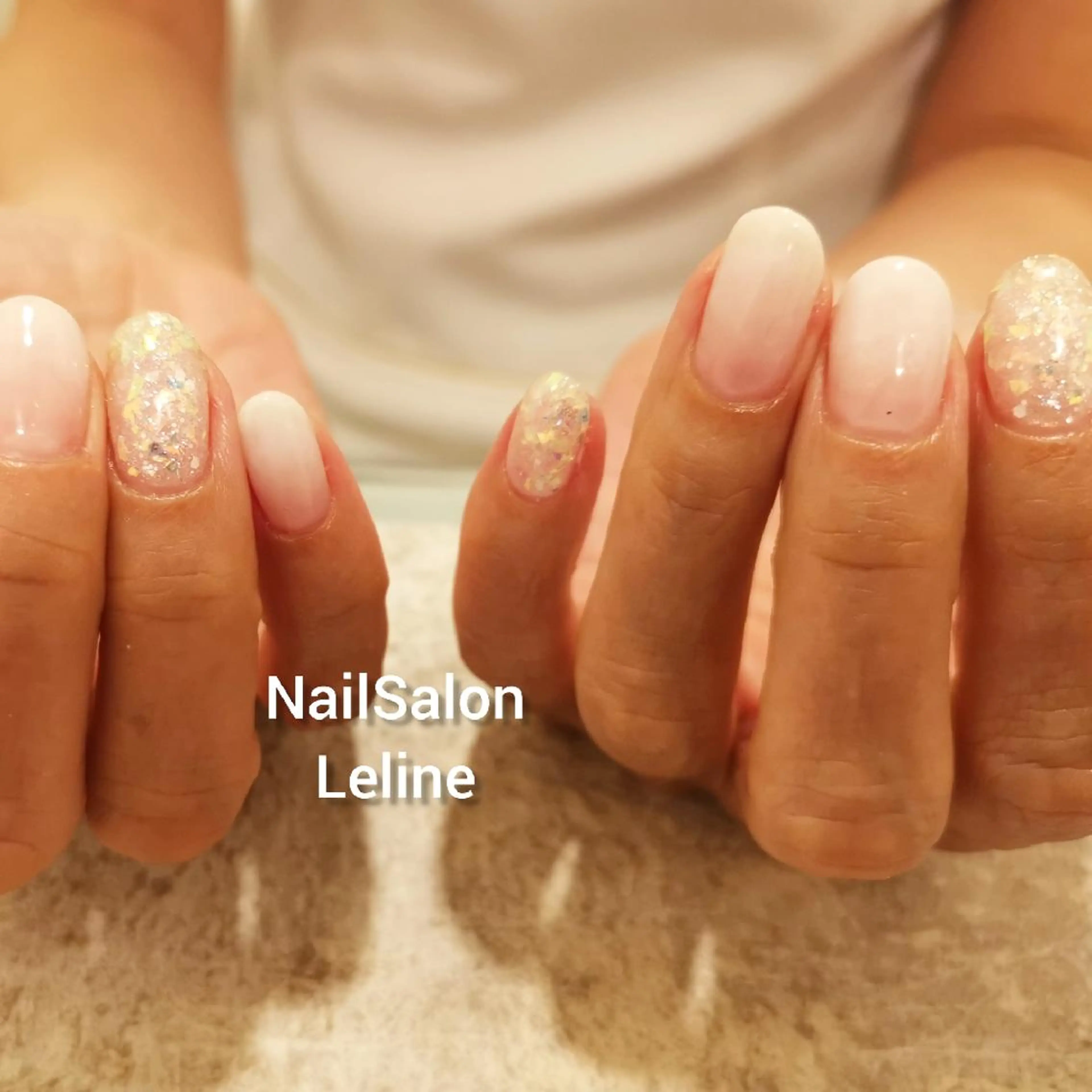 ネイル グラデーション ラメ(グリッター) 人気エリア💖完全個室【ルリエ】所属・ネイルサロン Lelienルリエのネイルデザイン