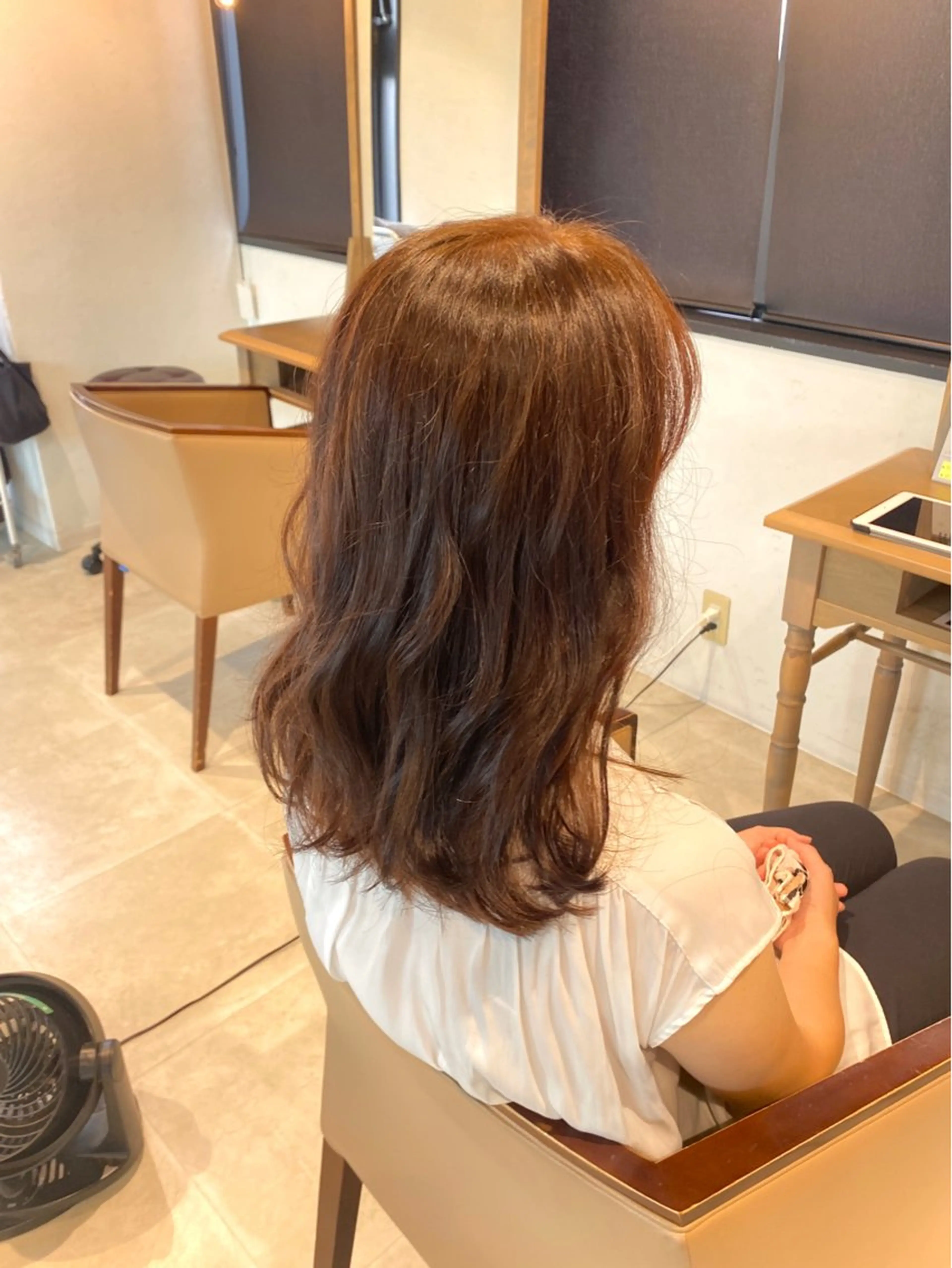 ミディアム ブリーチなしWカラー /酸性ストレート河本のヘアスタイル