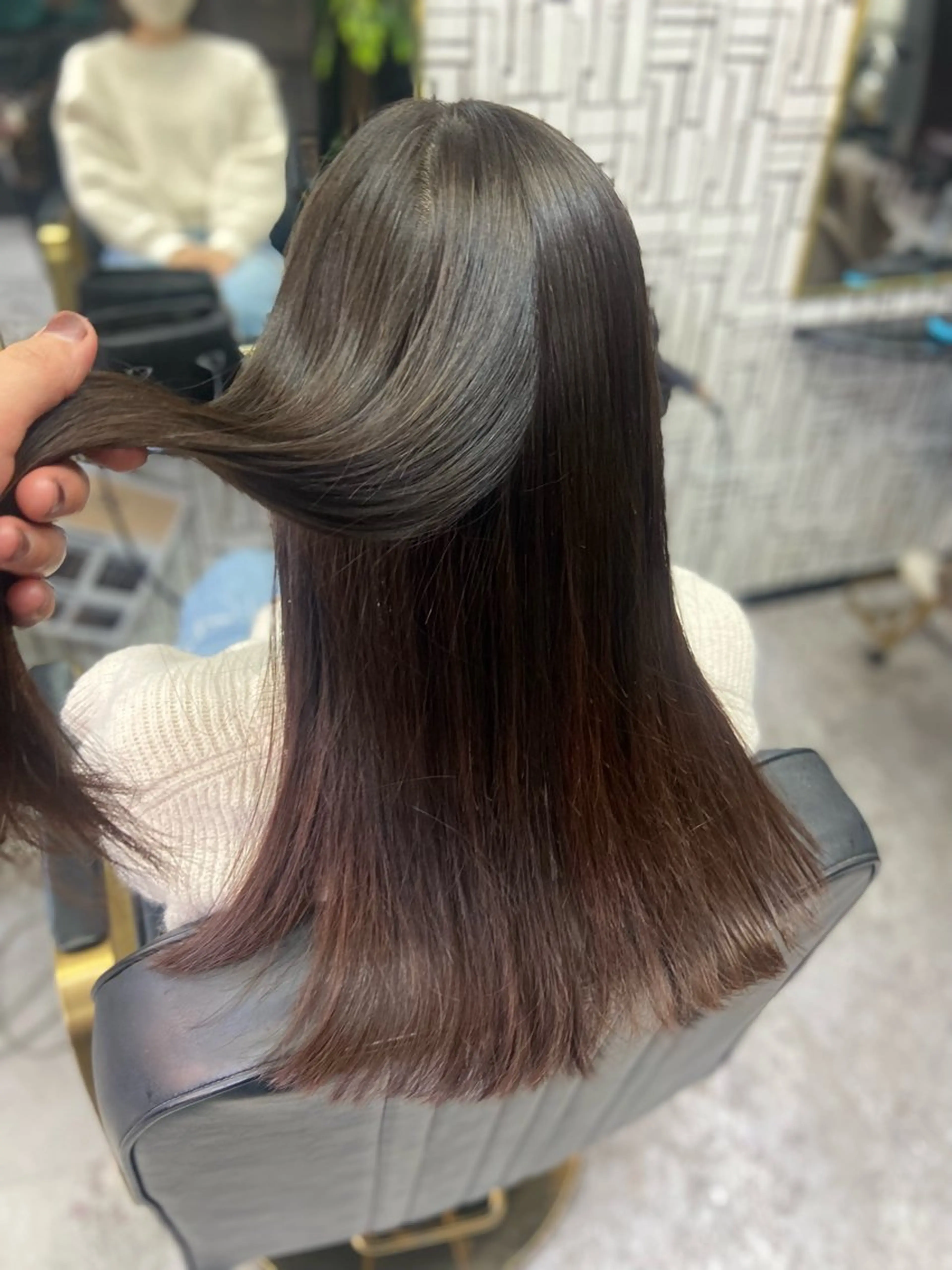 ロング 瀧下 唯のヘアスタイル