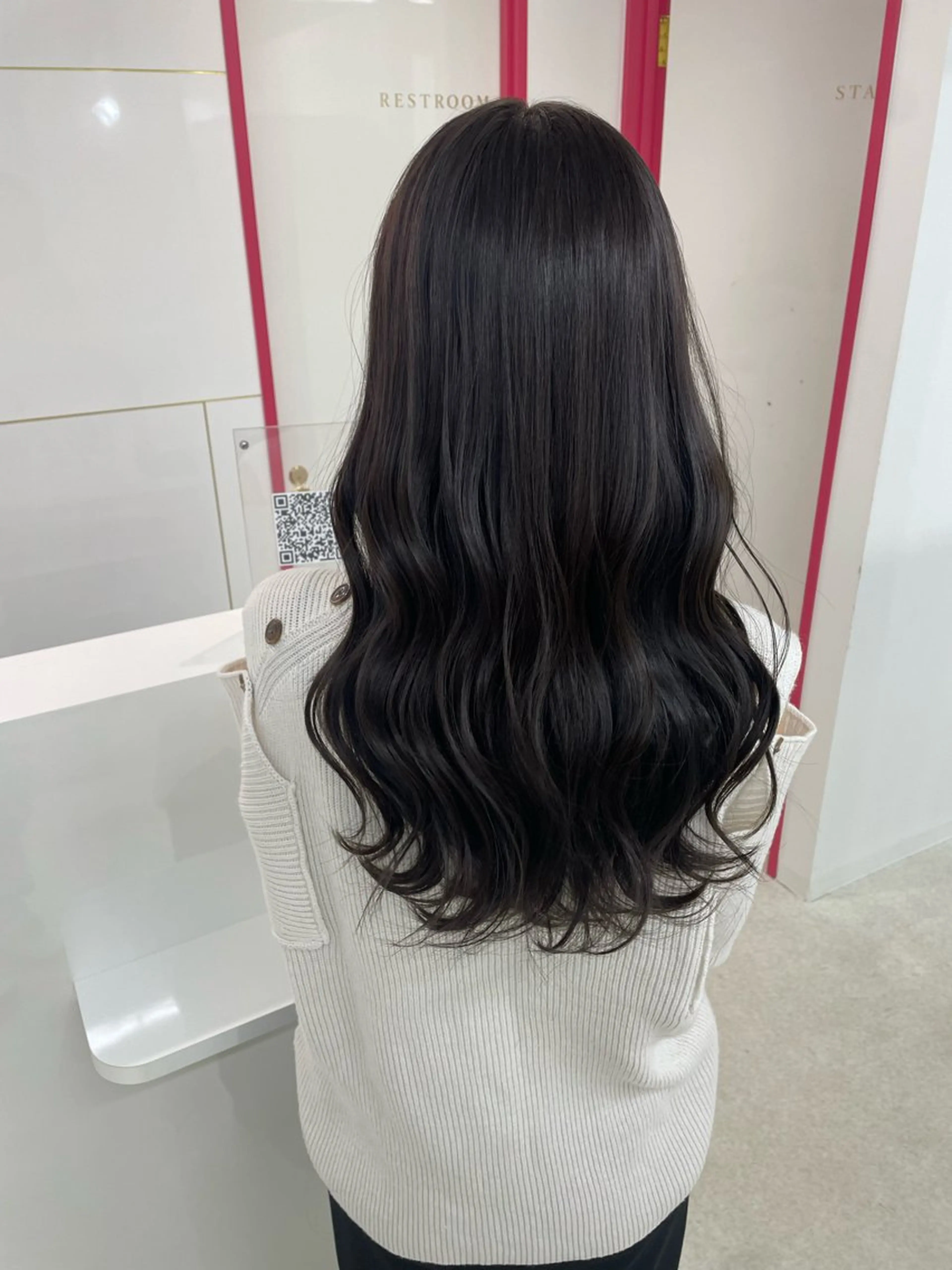 ロング カラー カット ヘアカラー トリートメント 冨木 雄斗のヘアスタイル