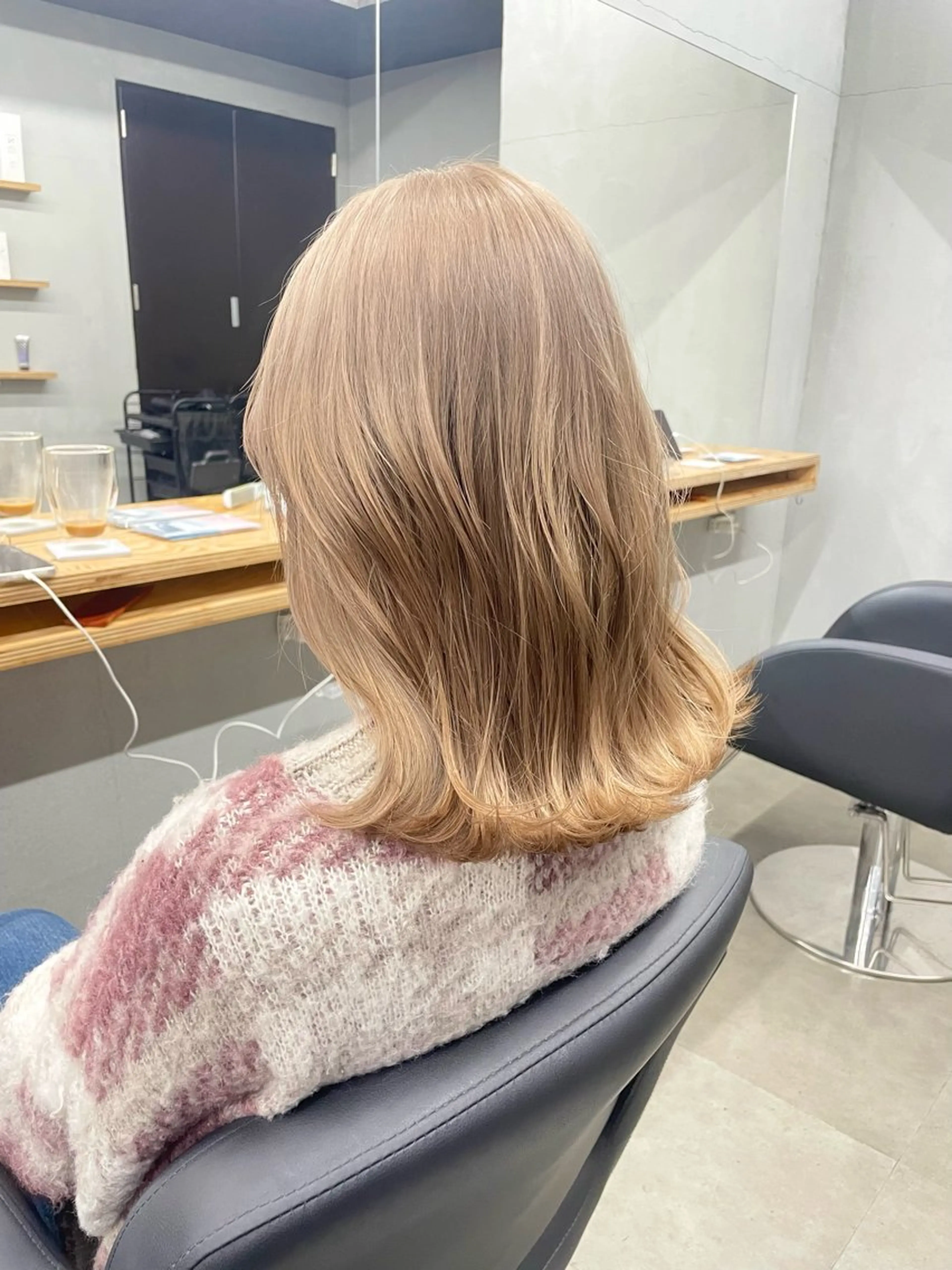 ミディアム カット ヘアカラー トリートメント ひより ／Nのヘアスタイル