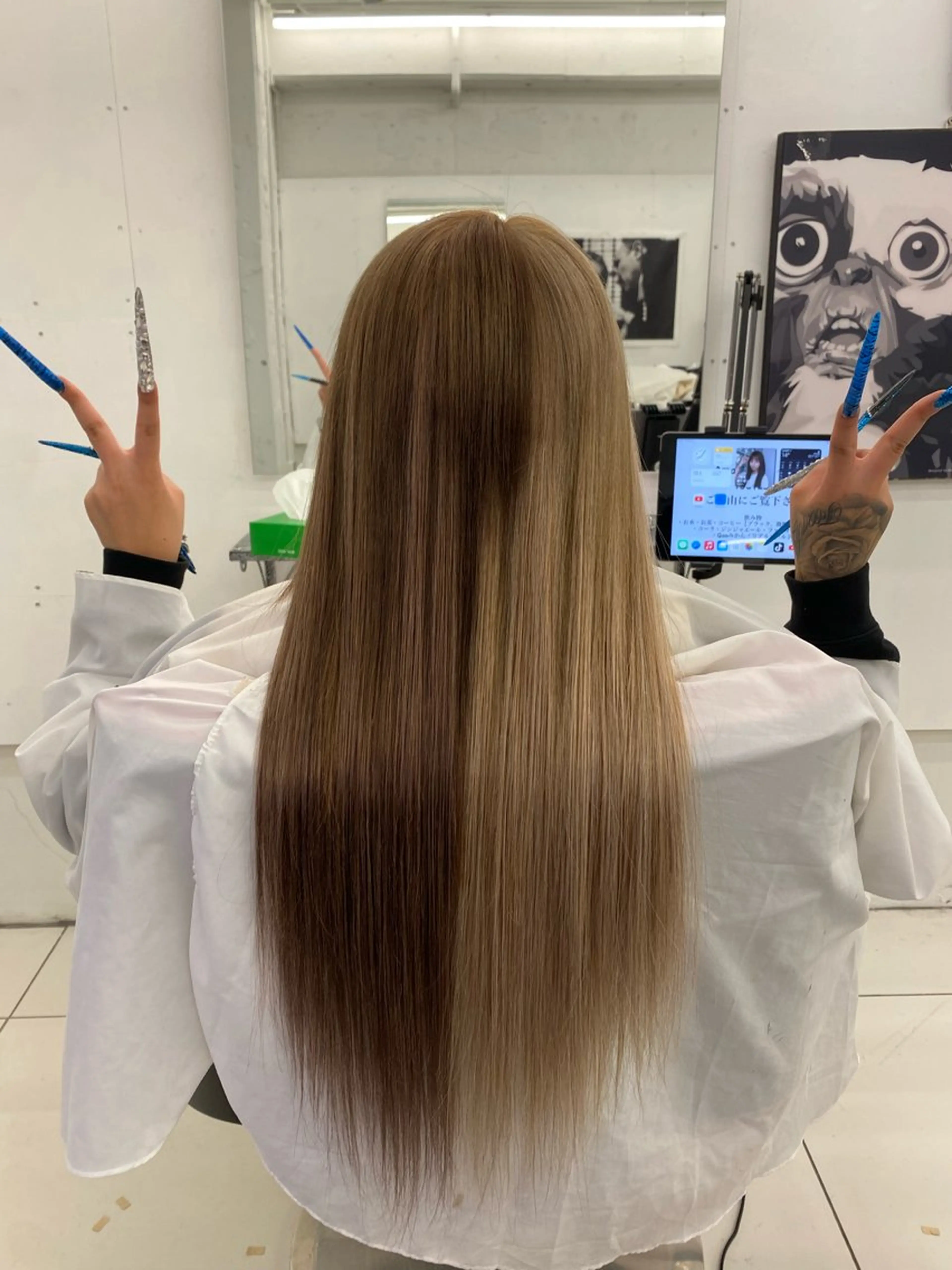 ロング エクステ 中村 海星のヘアスタイル