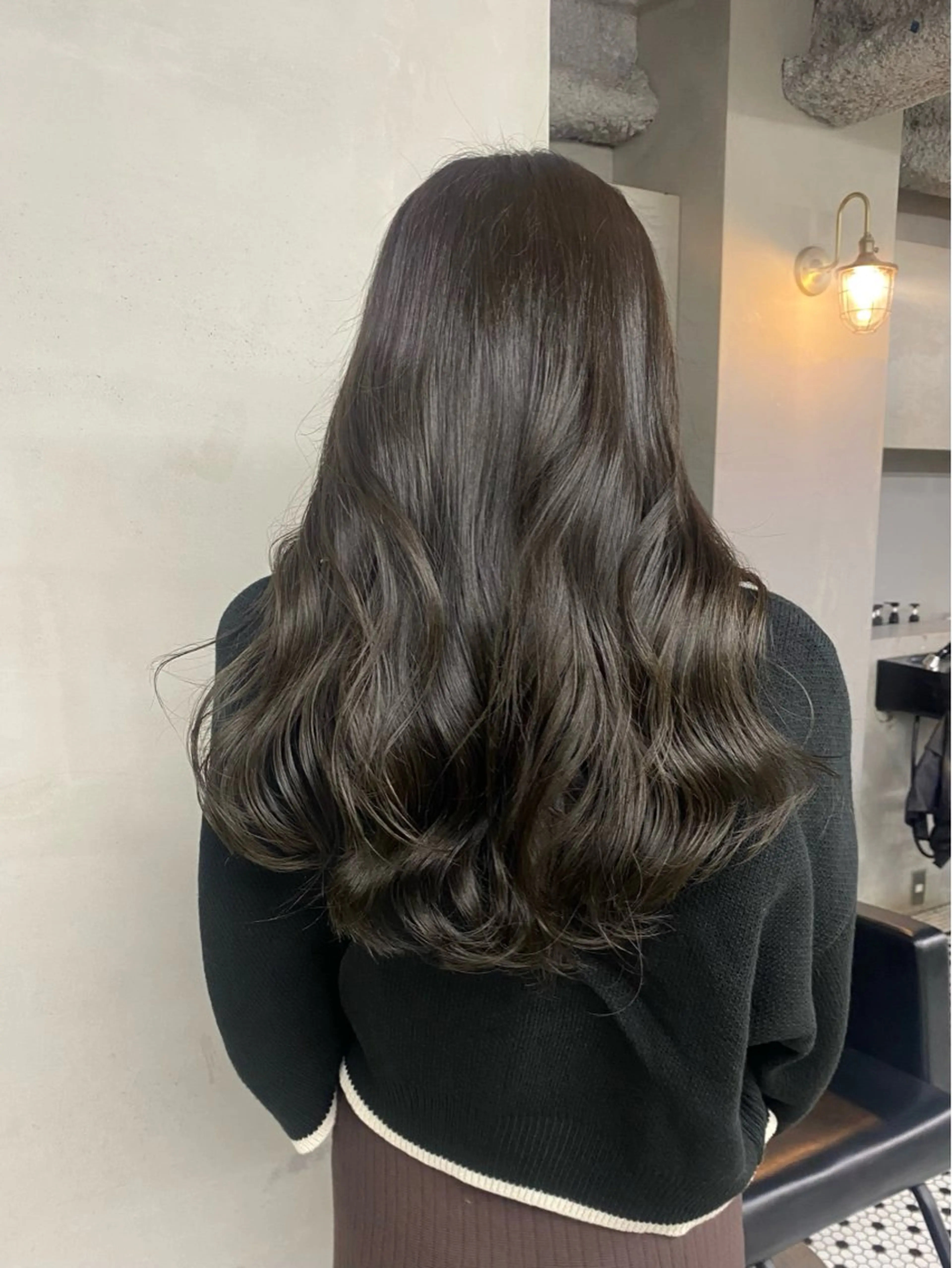 ロング カラー カット ヘアカラー トリートメント ヘアセット 新宿/韓国ヘア/ 髪質改善ストレートのヘアスタイル