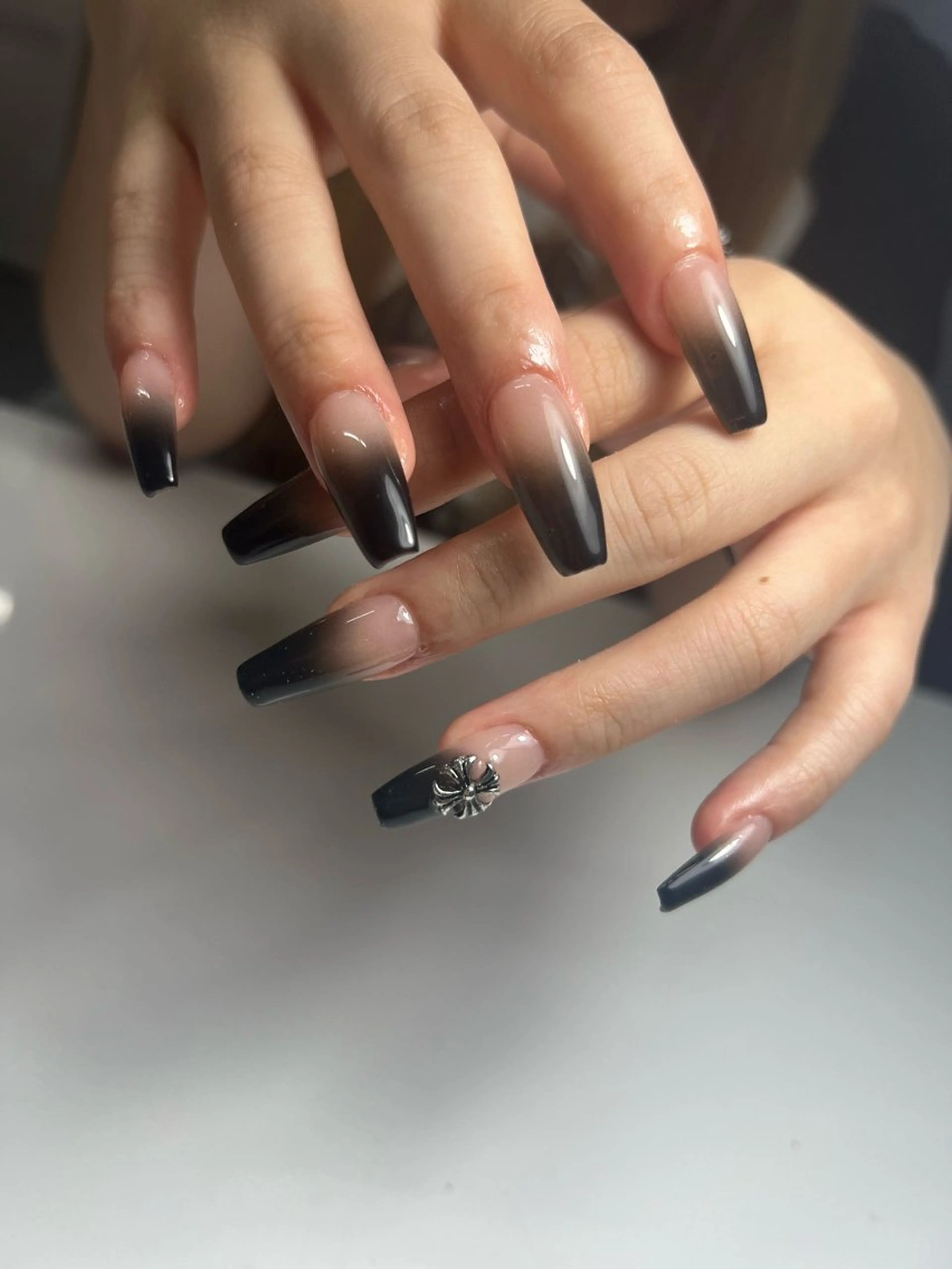 ネイル ハンドネイル Nail Salon L'arc所属・💊大阪/心斎橋 moni🧠のネイルデザイン